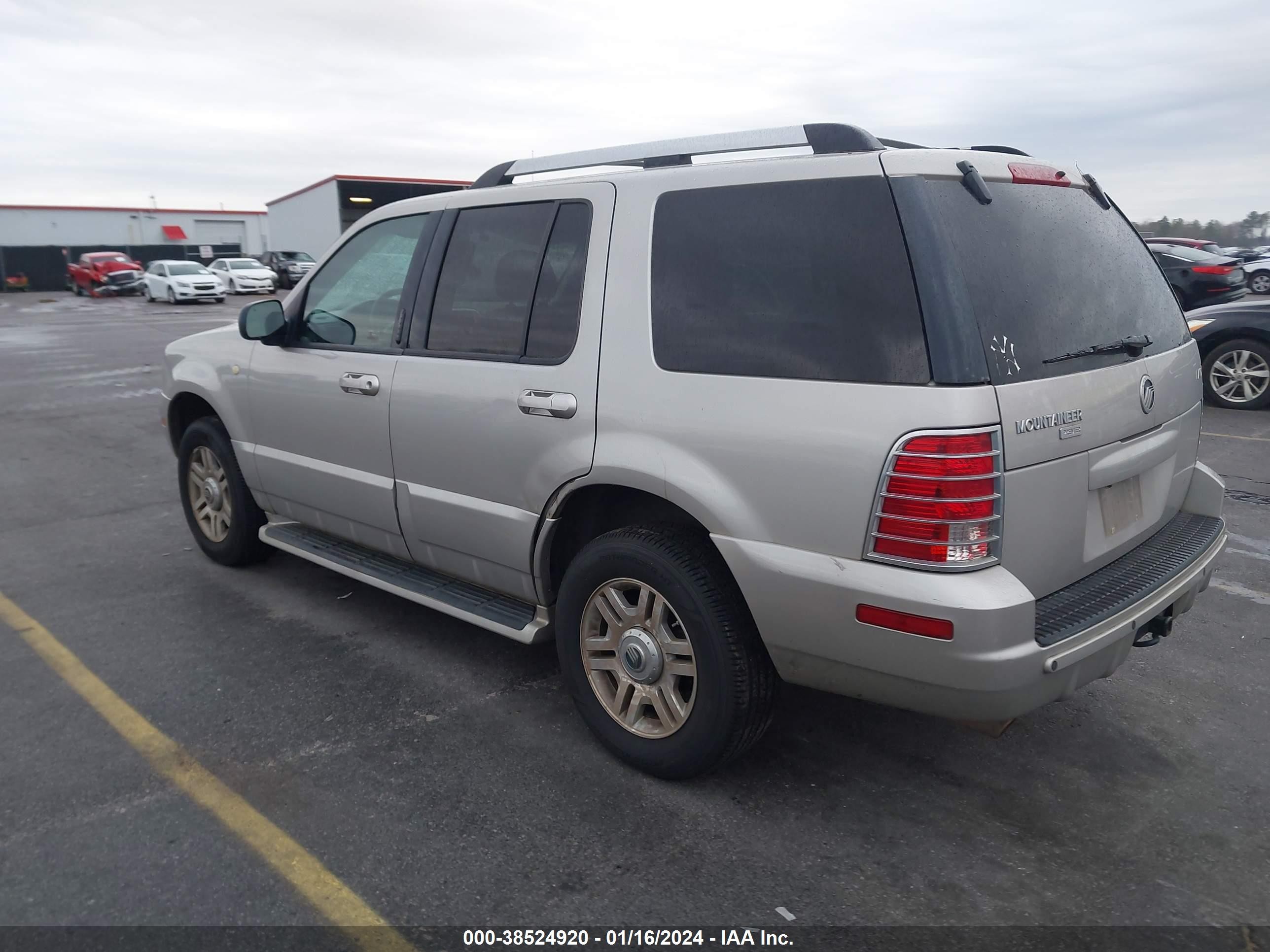 Photo 2 VIN: 4M2DU86K65ZJ23621 - MERCURY MOUNTAINEER 