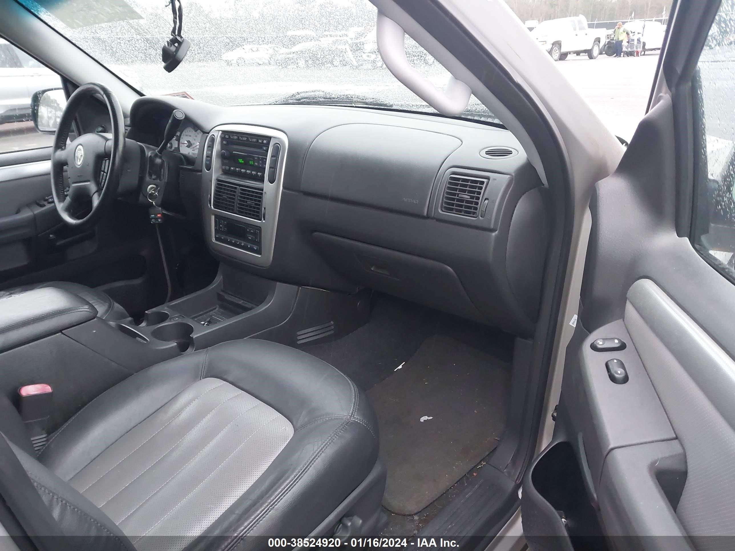 Photo 4 VIN: 4M2DU86K65ZJ23621 - MERCURY MOUNTAINEER 