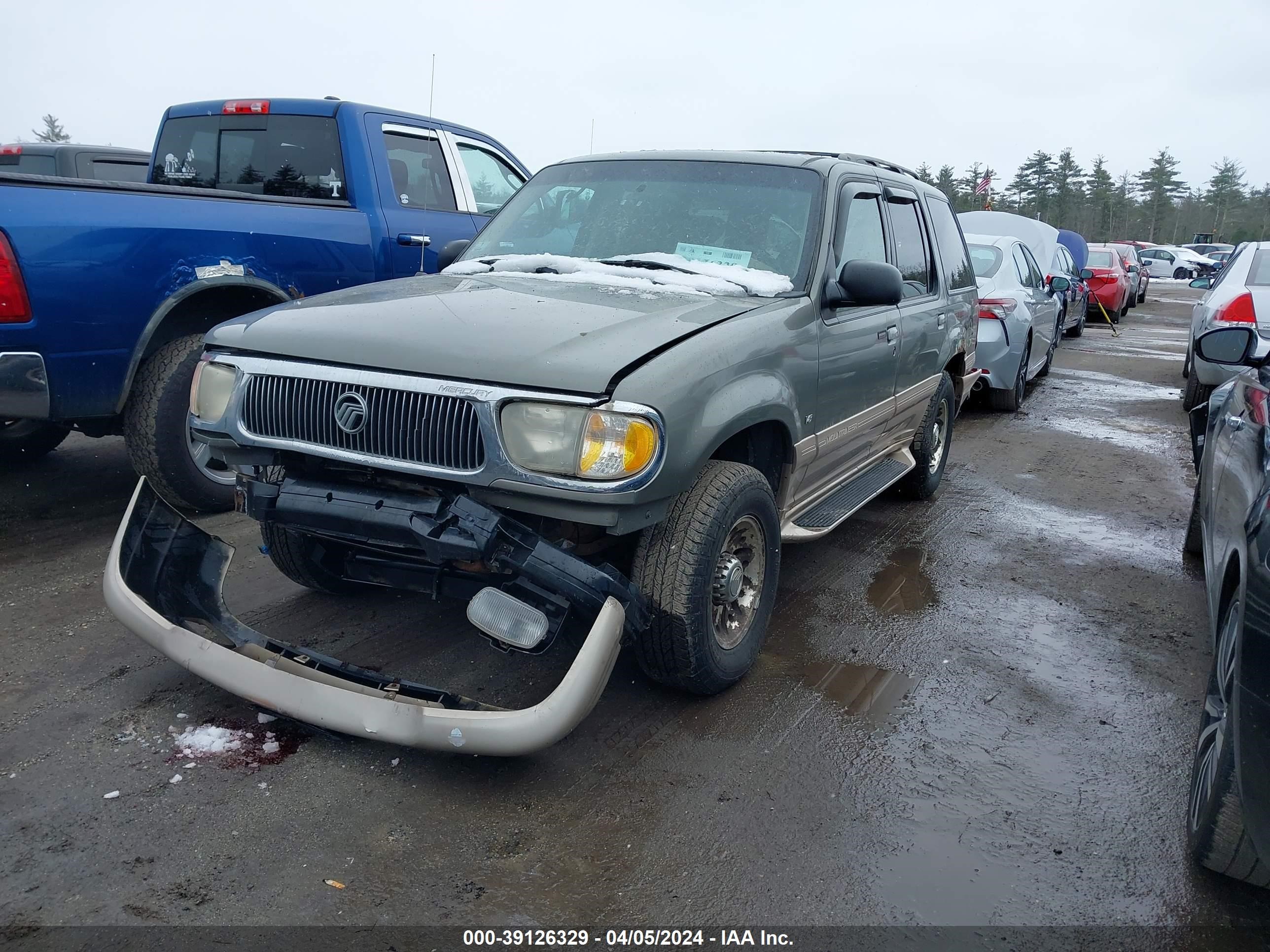 Photo 1 VIN: 4M2DU86P4YUJ44433 - MERCURY MOUNTAINEER 