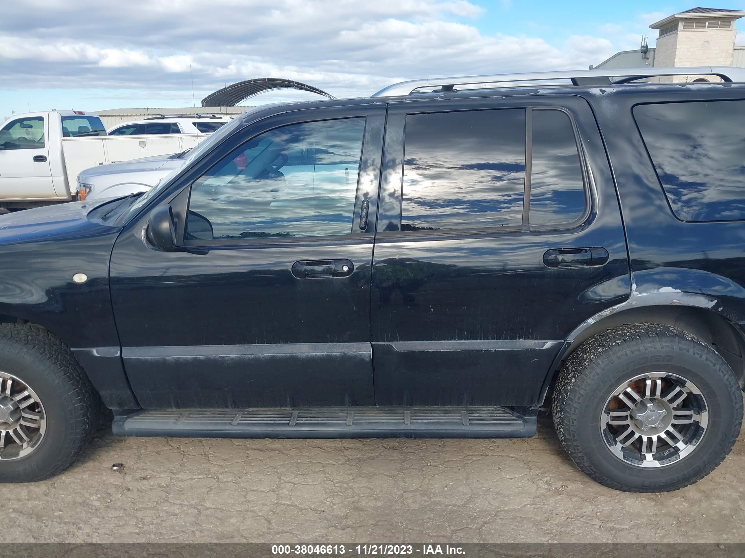 Photo 13 VIN: 4M2DU86W34ZJ06616 - MERCURY MOUNTAINEER 