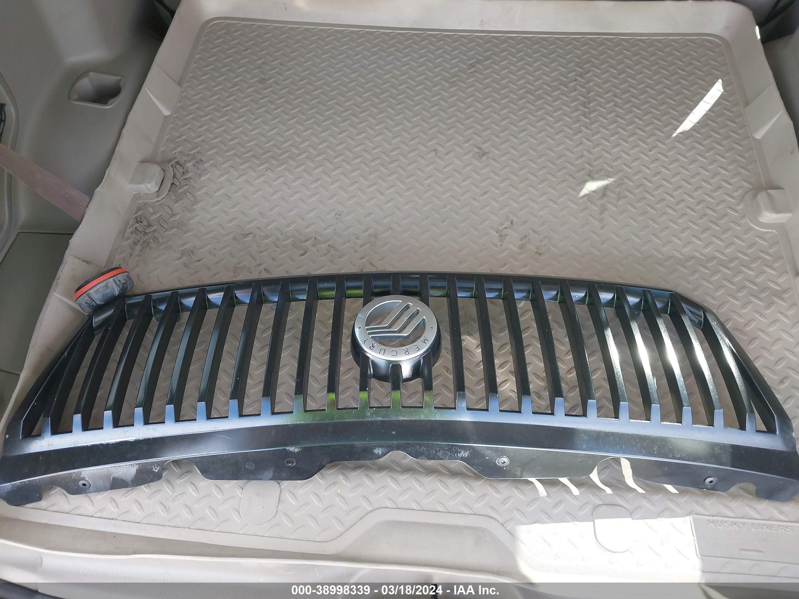 Photo 10 VIN: 4M2DU86W54ZJ02812 - MERCURY MOUNTAINEER 