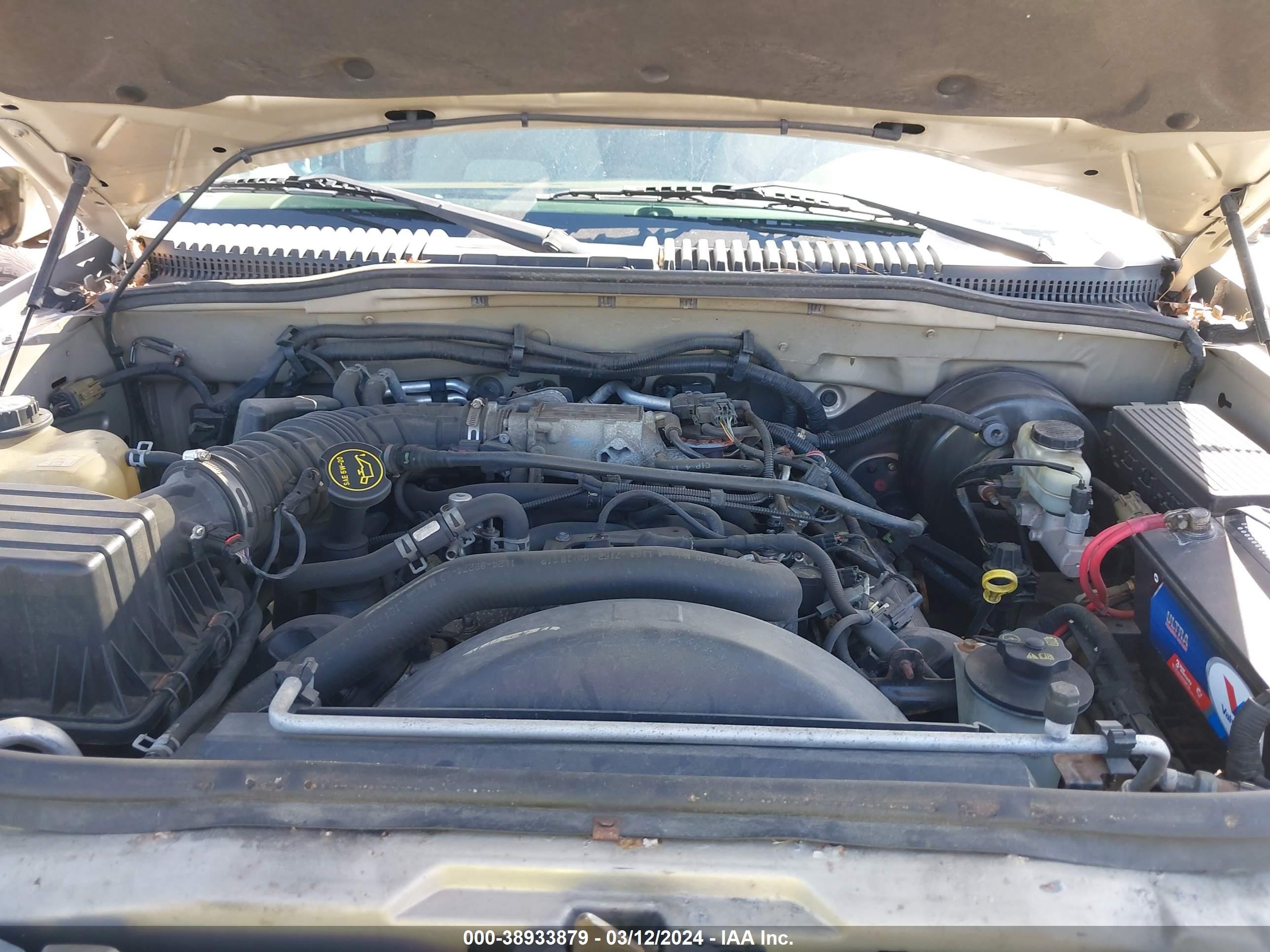 Photo 9 VIN: 4M2DU86W54ZJ43635 - MERCURY MOUNTAINEER 