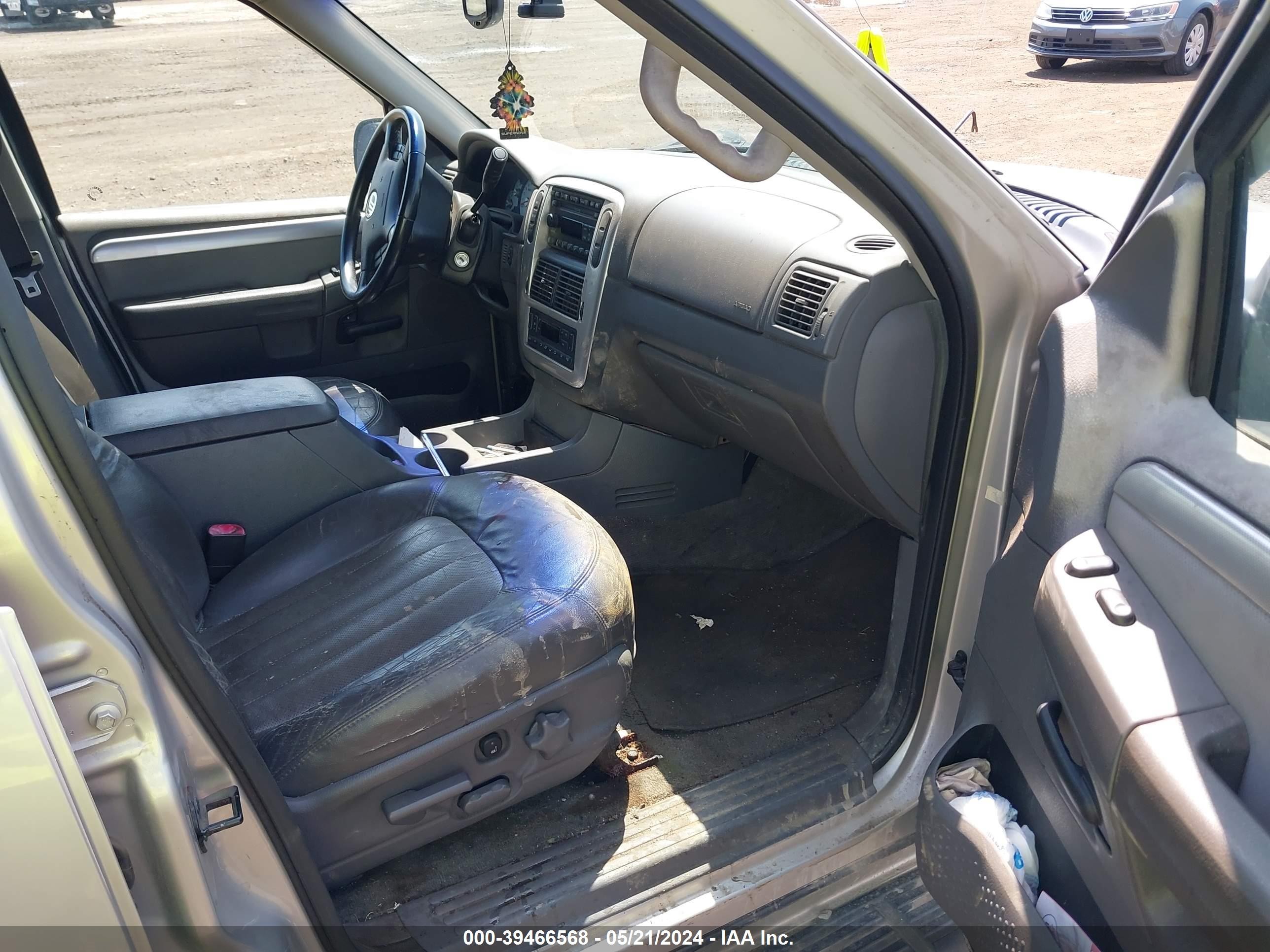 Photo 4 VIN: 4M2DU86W63ZJ04406 - MERCURY MOUNTAINEER 