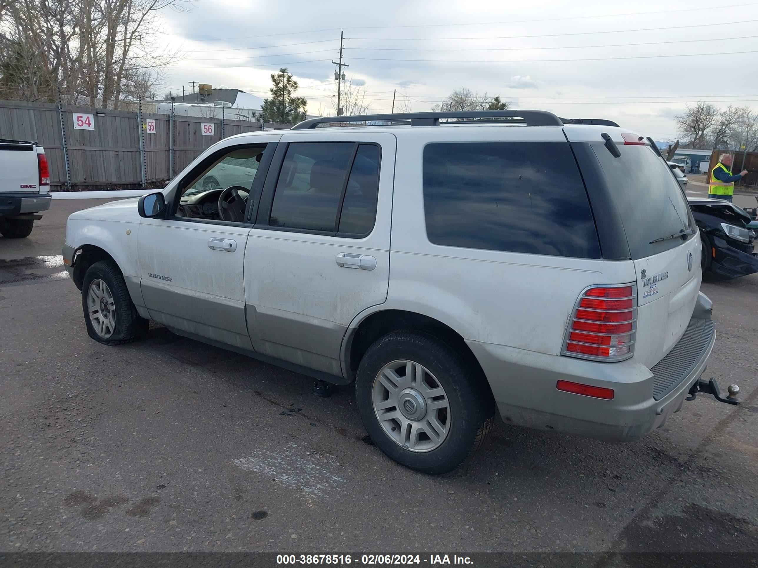 Photo 2 VIN: 4M2DU86W82ZJ33291 - MERCURY MOUNTAINEER 