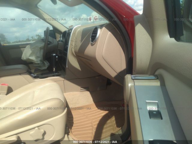 Photo 4 VIN: 4M2EN4JE1AUJ01352 - MERCURY MOUNTAINEER 