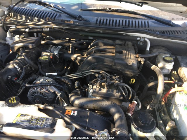 Photo 9 VIN: 4M2EN4JE2AUJ01652 - MERCURY MOUNTAINEER 