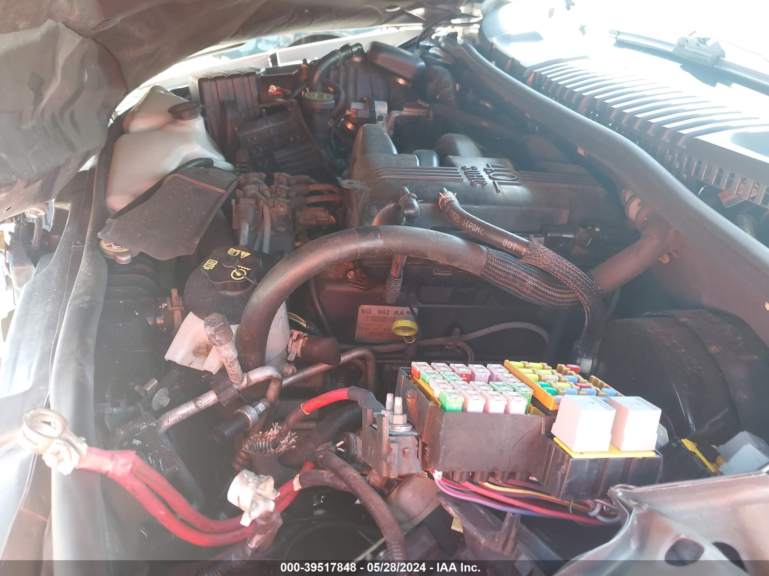 Photo 12 VIN: 4M2EU37E46Z104809 - MERCURY MOUNTAINEER 