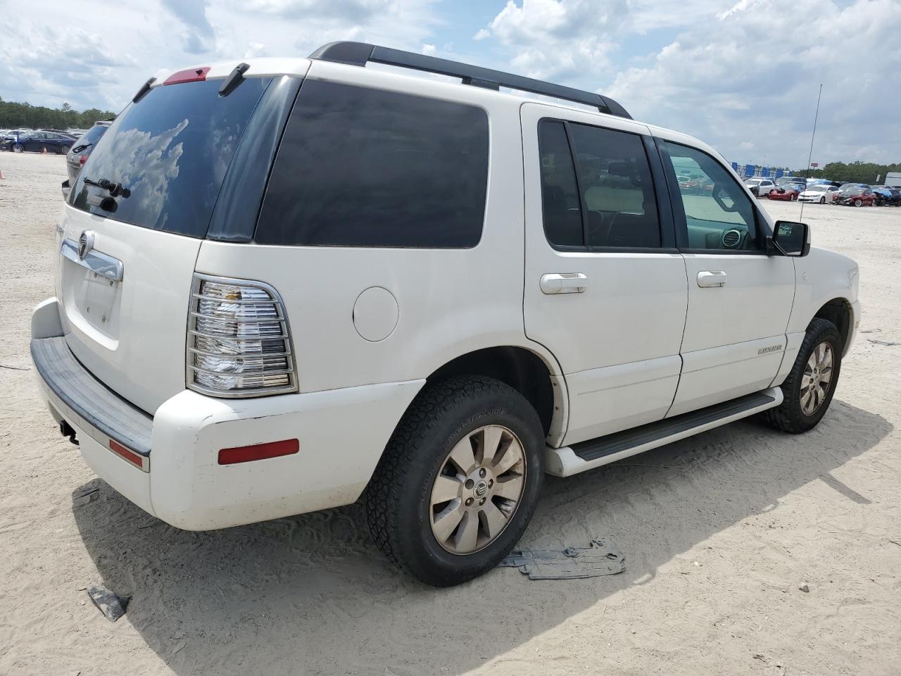 Photo 2 VIN: 4M2EU37E98UJ11657 - MERCURY MOUNTAINEER 