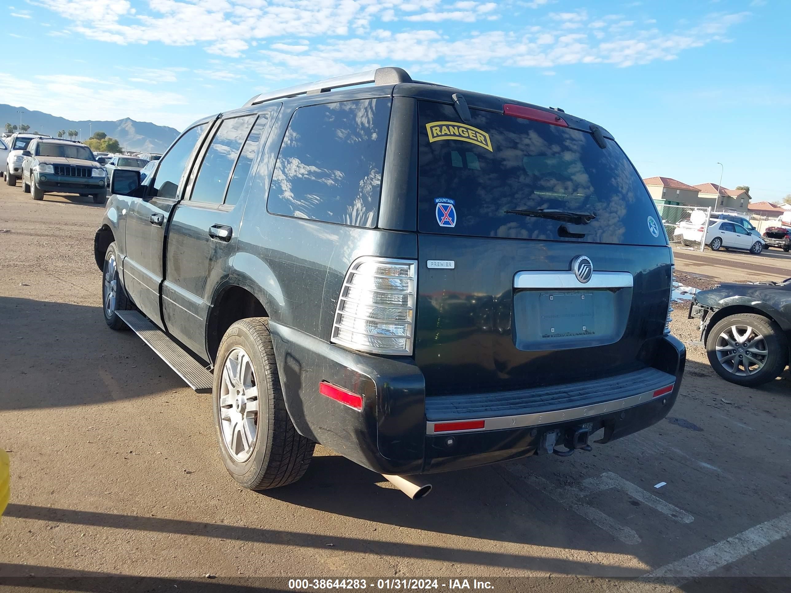 Photo 2 VIN: 4M2EU38818UJ09782 - MERCURY MOUNTAINEER 