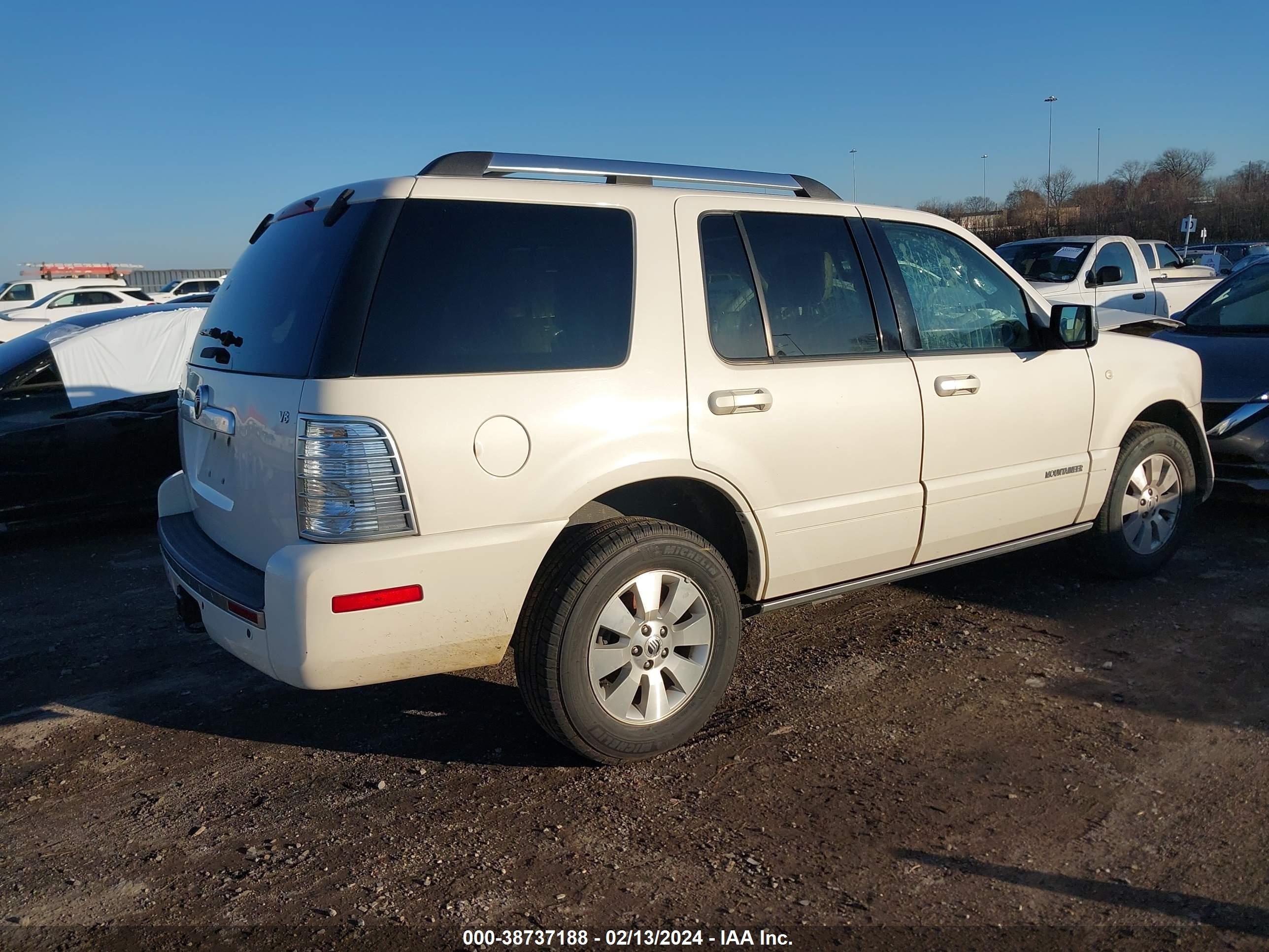 Photo 3 VIN: 4M2EU38897UJ23671 - MERCURY MOUNTAINEER 