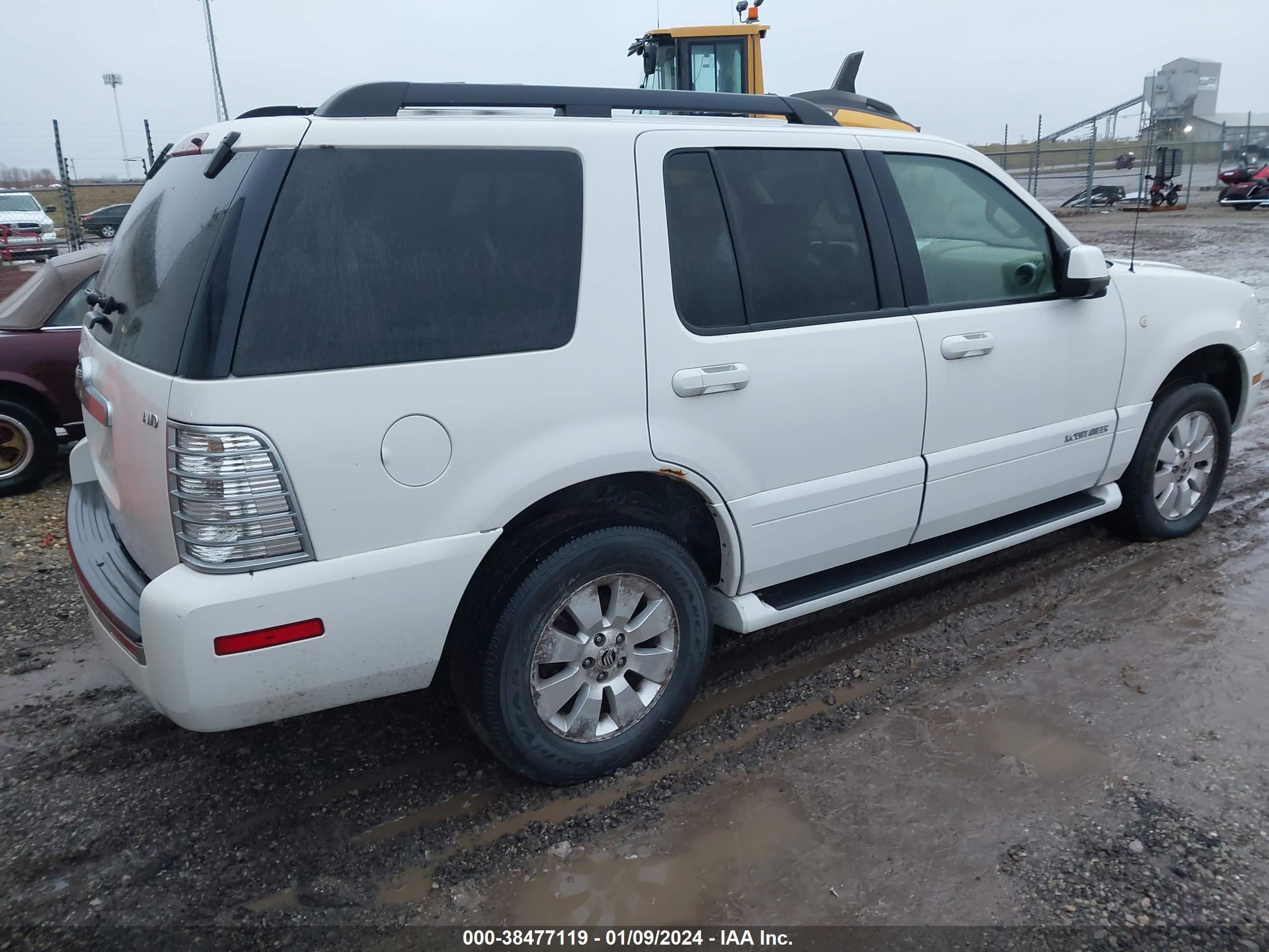 Photo 3 VIN: 4M2EU47E08UJ08958 - MERCURY MOUNTAINEER 