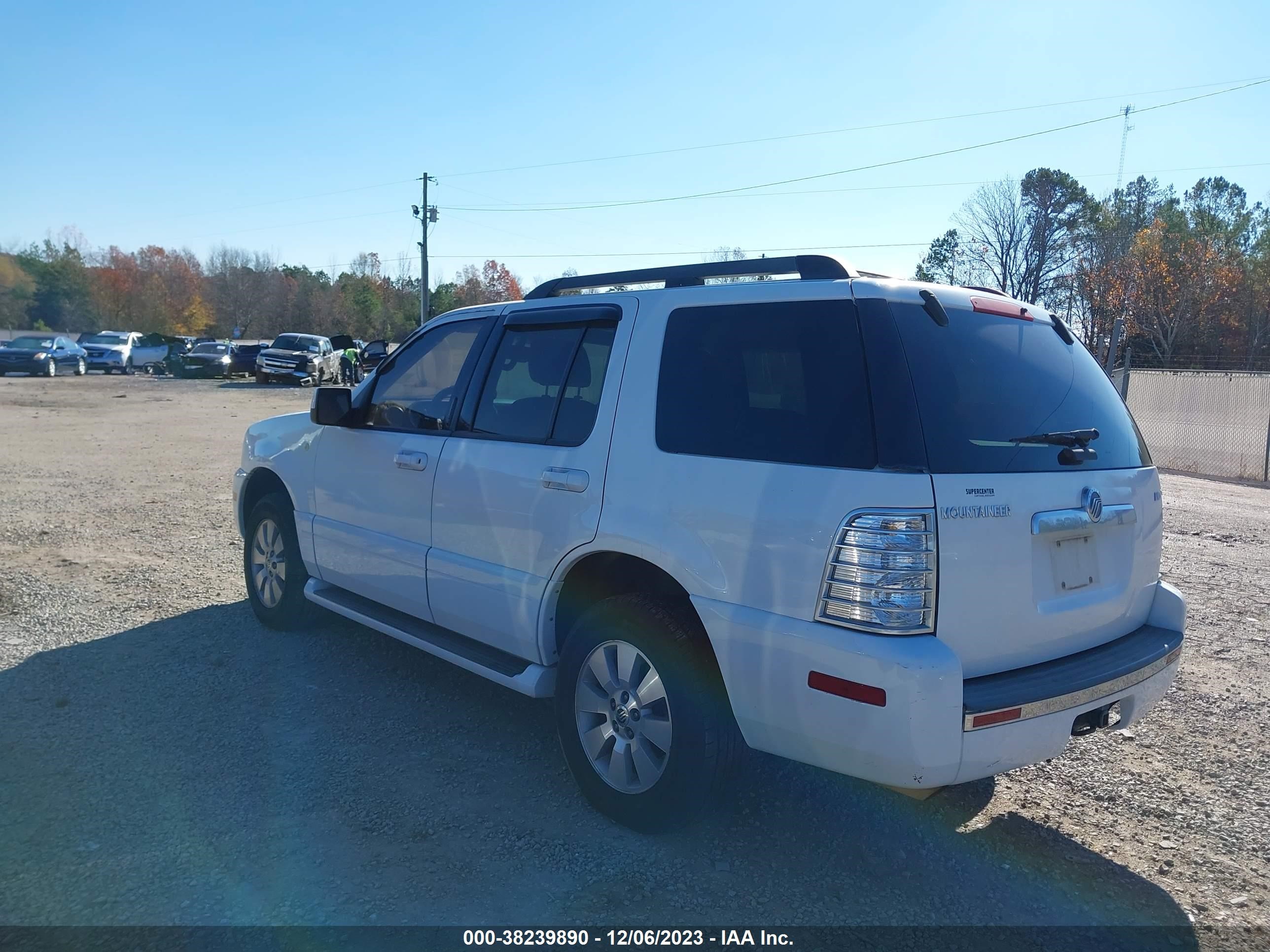 Photo 2 VIN: 4M2EU47E16UJ05225 - MERCURY MOUNTAINEER 