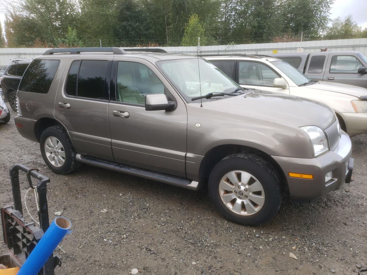 Photo 3 VIN: 4M2EU47E16UJ20839 - MERCURY MOUNTAINEER 