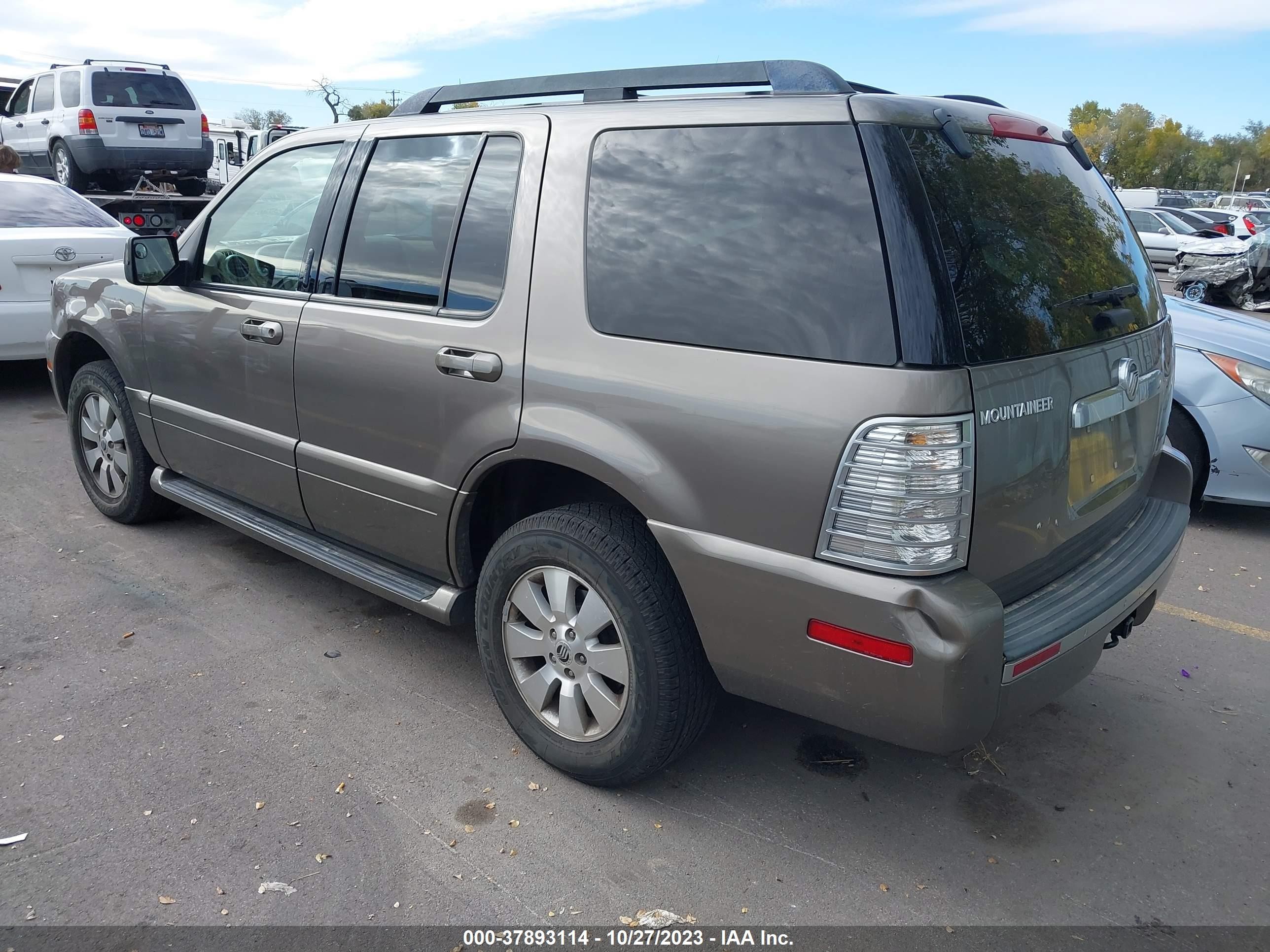 Photo 2 VIN: 4M2EU47E36UJ22186 - MERCURY MOUNTAINEER 