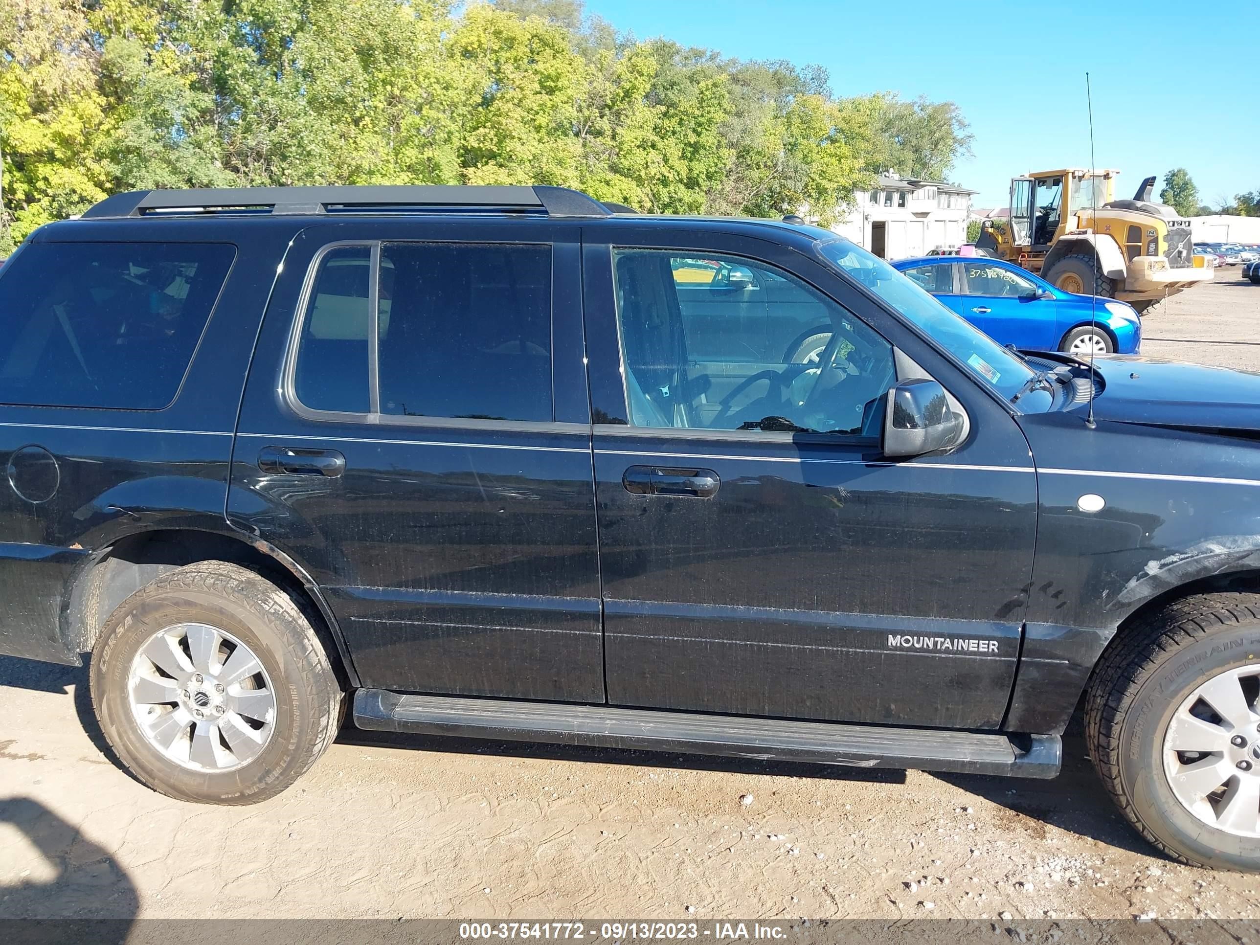 Photo 12 VIN: 4M2EU47E37UJ14333 - MERCURY MOUNTAINEER 