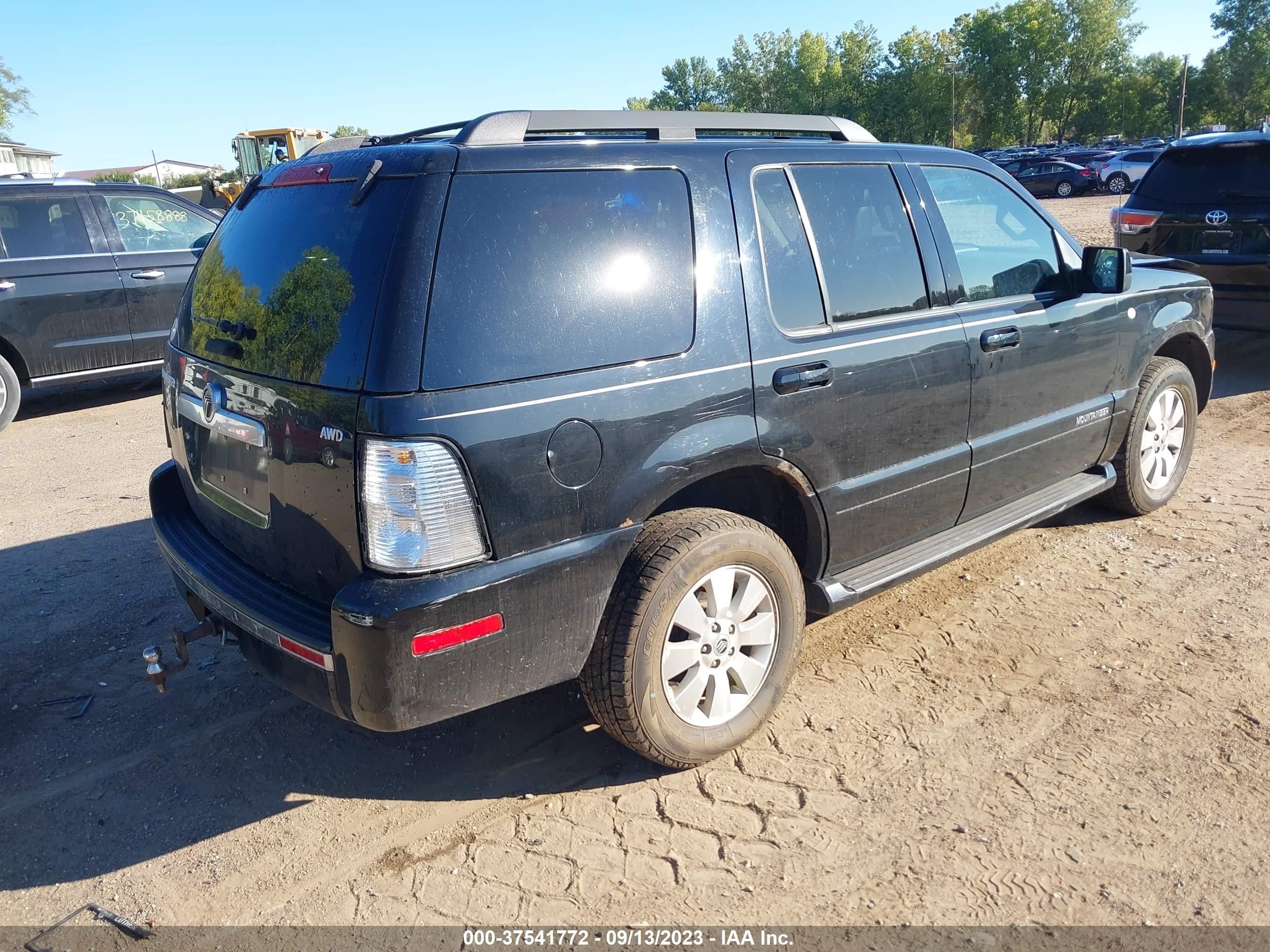 Photo 3 VIN: 4M2EU47E37UJ14333 - MERCURY MOUNTAINEER 