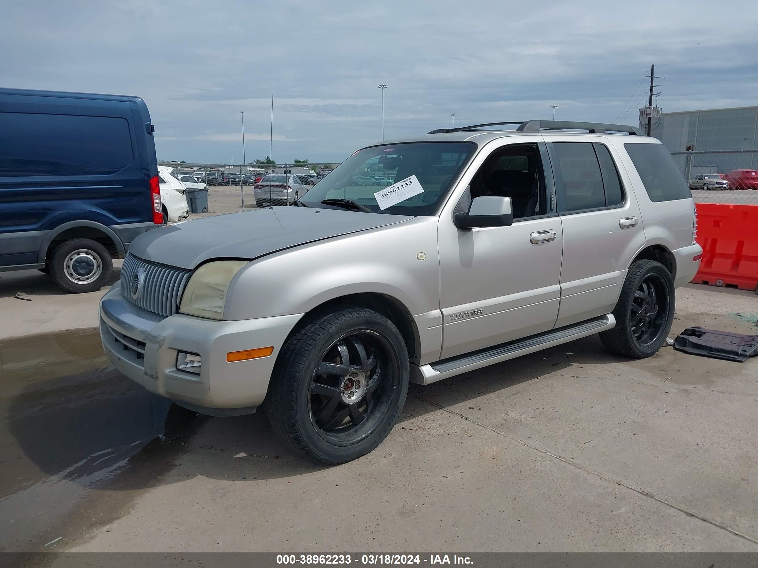 Photo 1 VIN: 4M2EU47E38UJ09148 - MERCURY MOUNTAINEER 