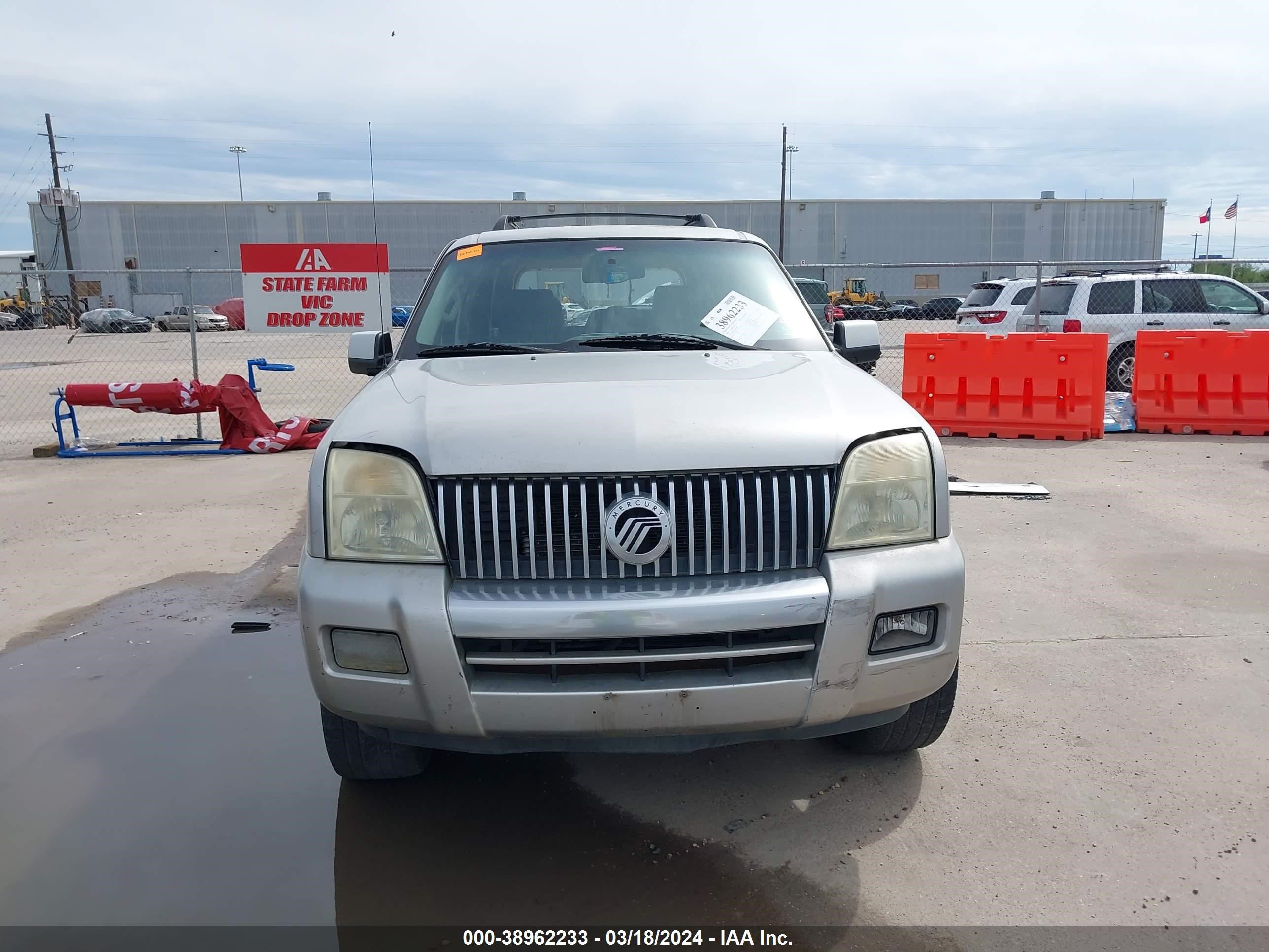 Photo 12 VIN: 4M2EU47E38UJ09148 - MERCURY MOUNTAINEER 