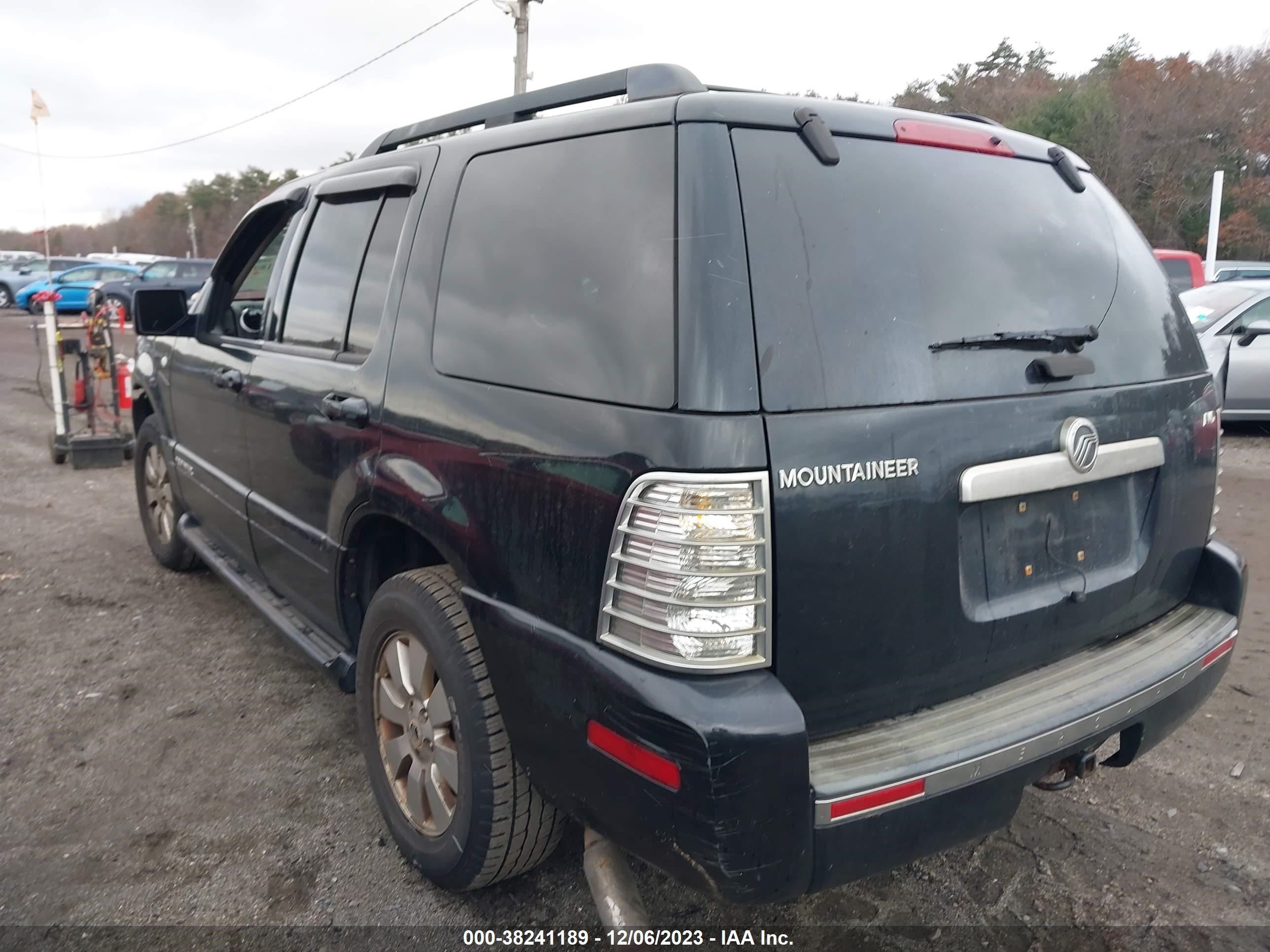 Photo 2 VIN: 4M2EU47E68UJ13629 - MERCURY MOUNTAINEER 