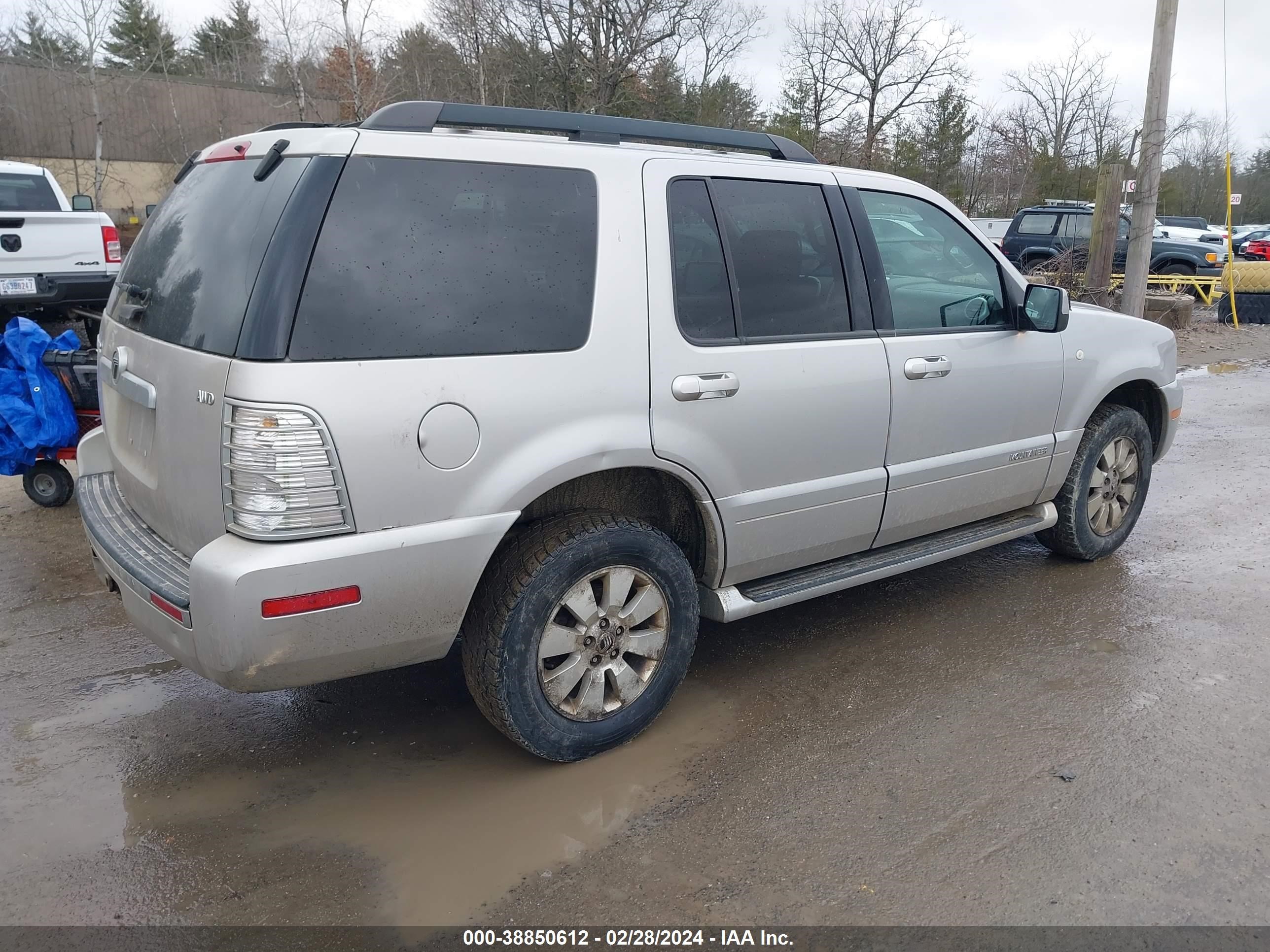 Photo 3 VIN: 4M2EU47E78UJ00257 - MERCURY MOUNTAINEER 