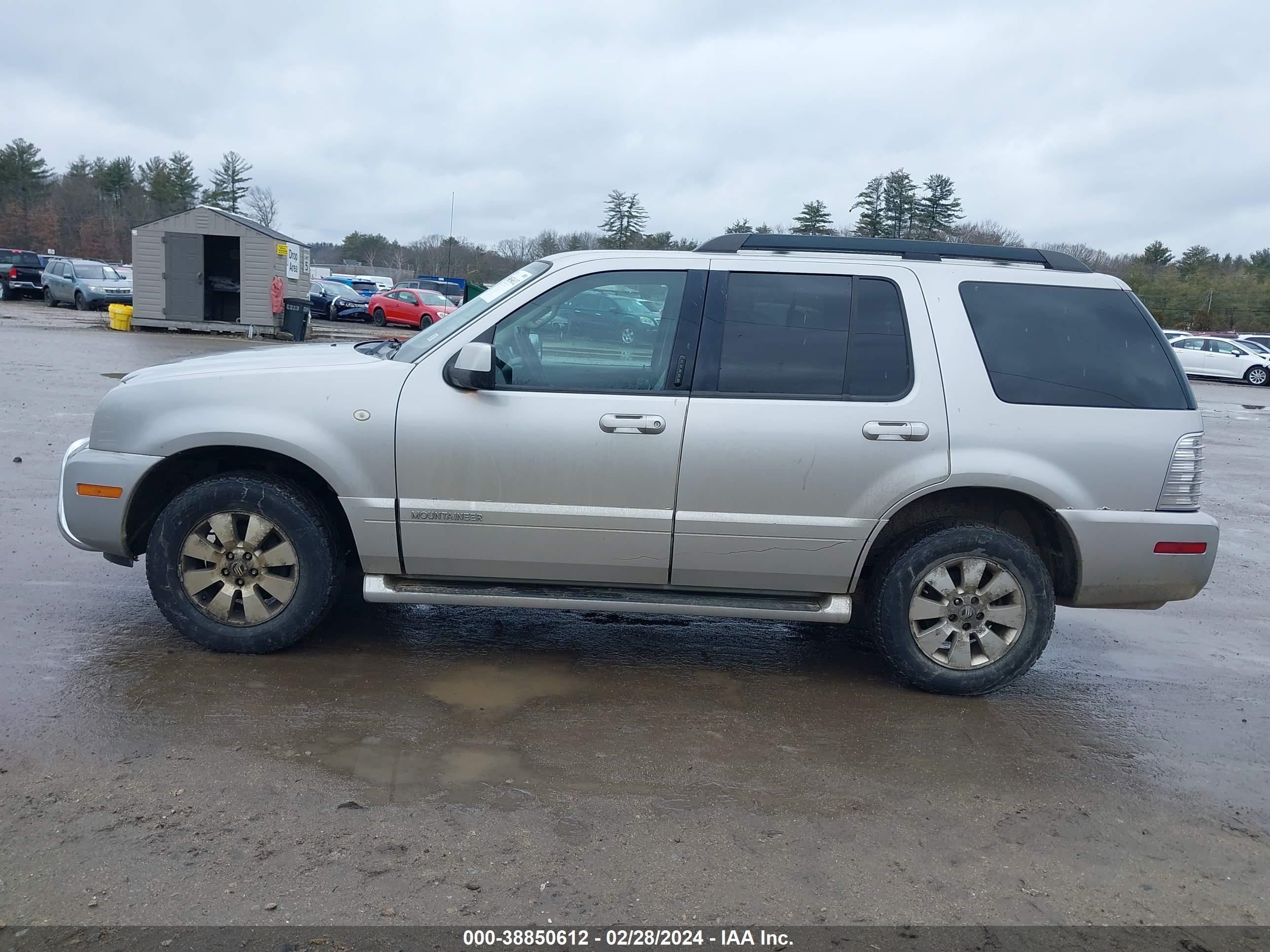 Photo 5 VIN: 4M2EU47E78UJ00257 - MERCURY MOUNTAINEER 