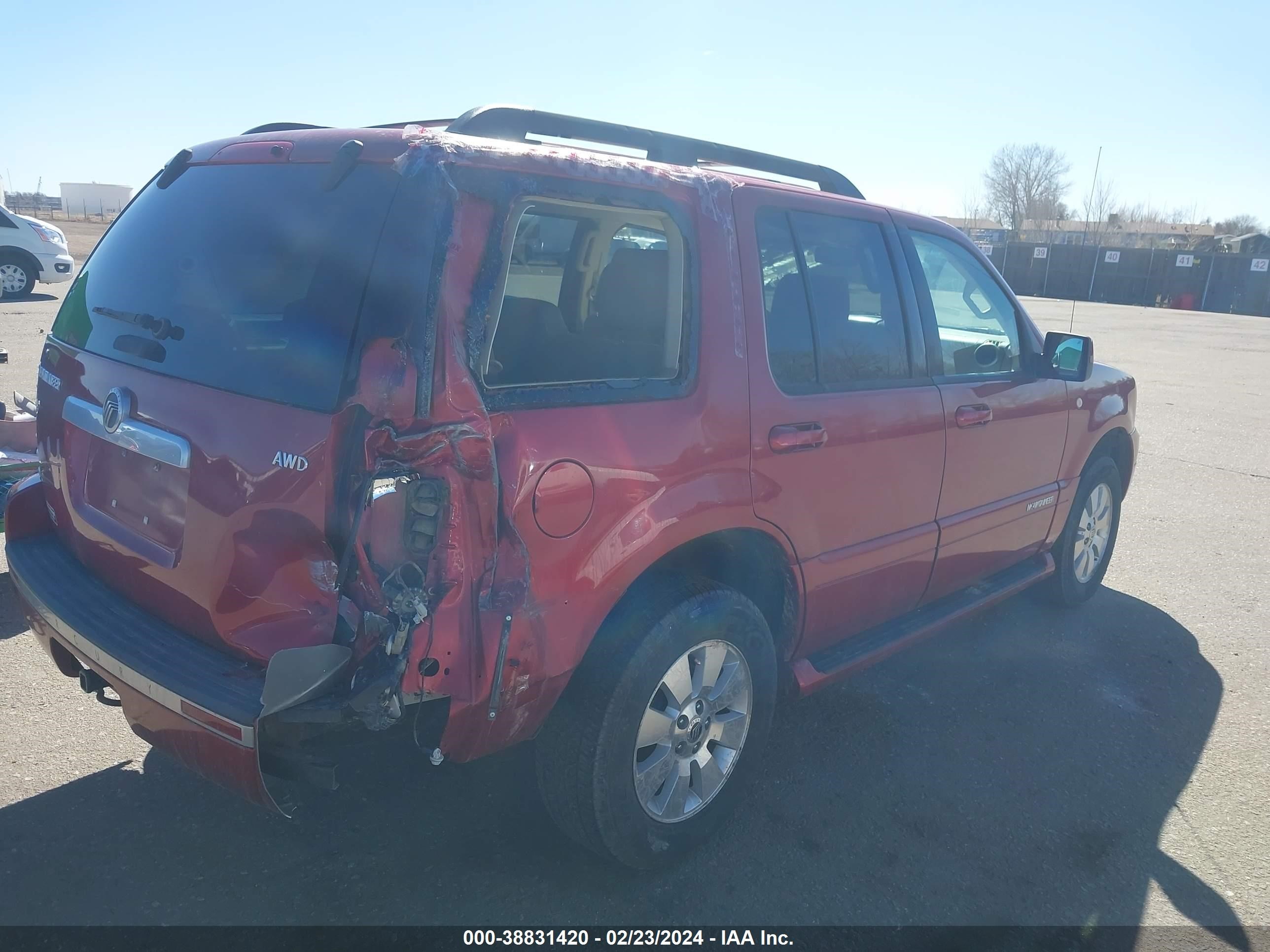 Photo 3 VIN: 4M2EU47EX7UJ20047 - MERCURY MOUNTAINEER 