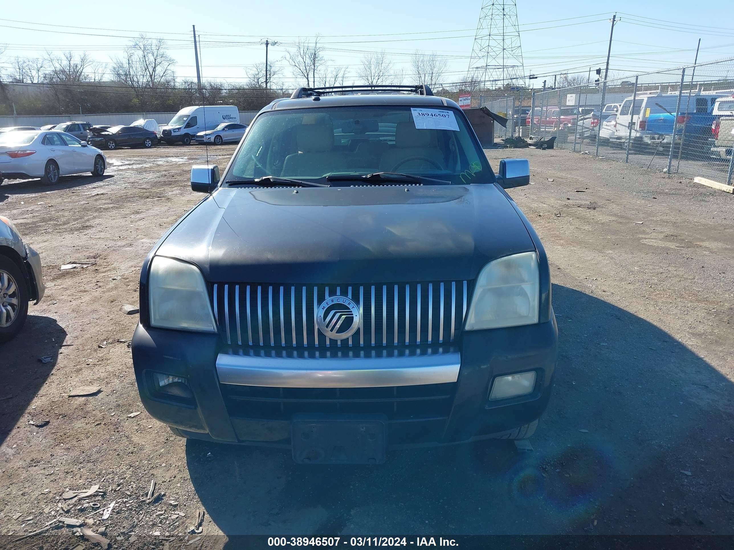 Photo 11 VIN: 4M2EU48827UJ11755 - MERCURY MOUNTAINEER 