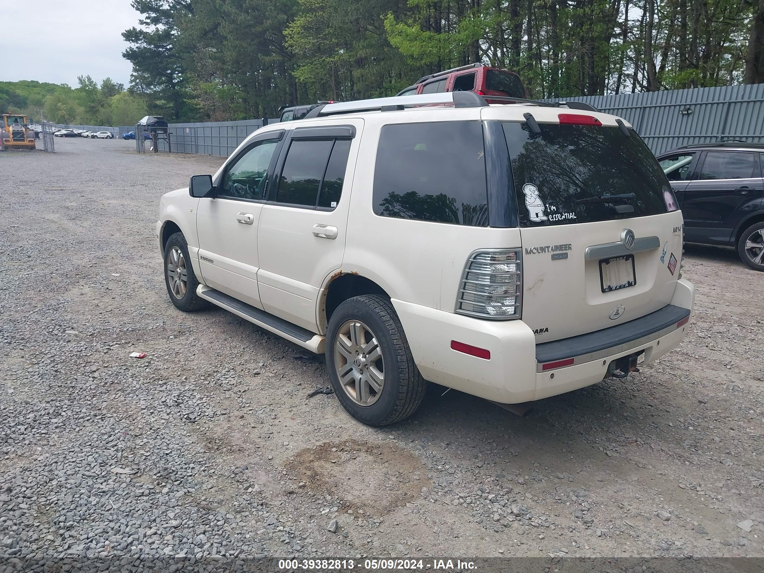 Photo 2 VIN: 4M2EU48828UJ01289 - MERCURY MOUNTAINEER 