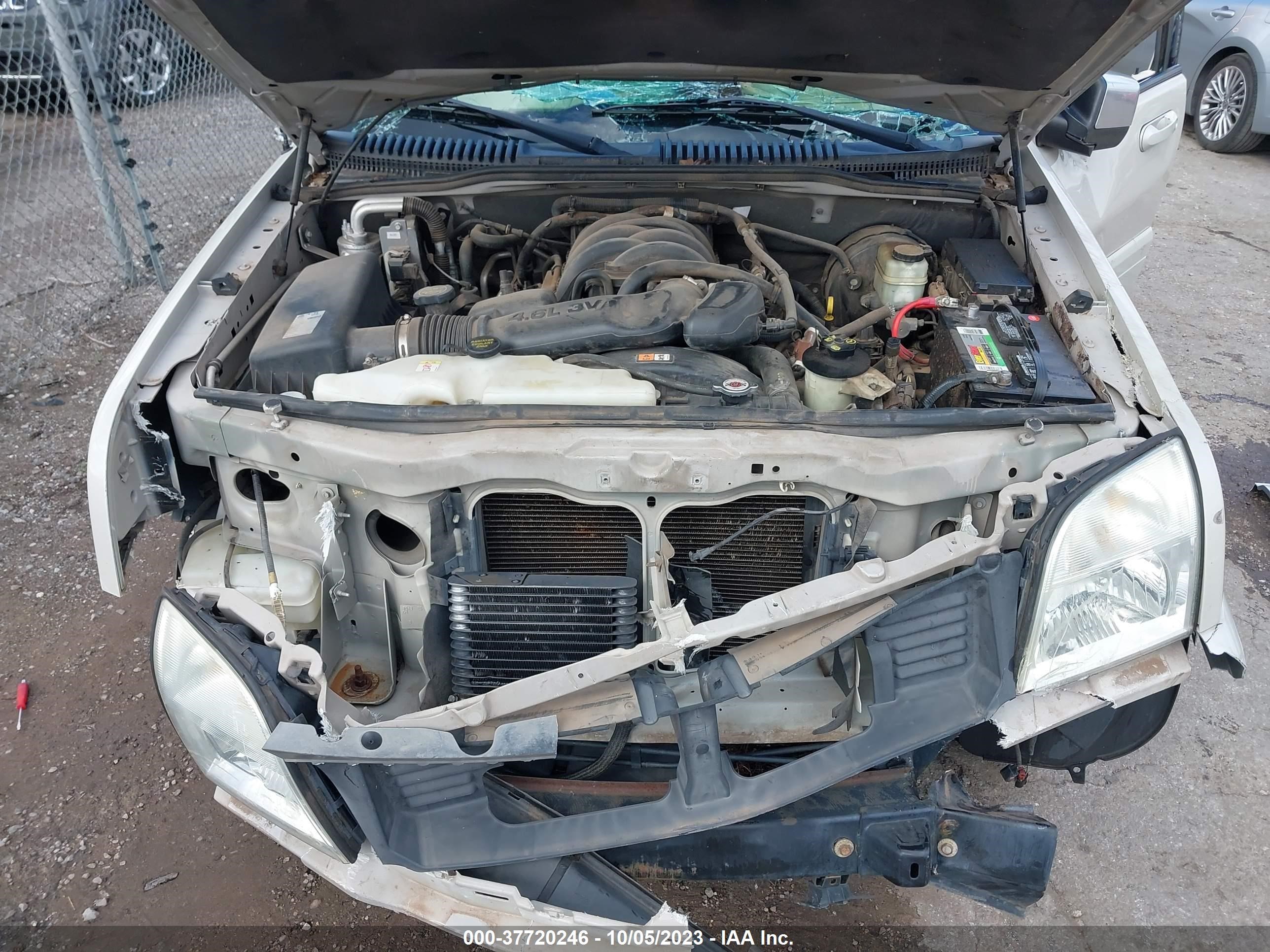 Photo 9 VIN: 4M2EU48856UJ13059 - MERCURY MOUNTAINEER 