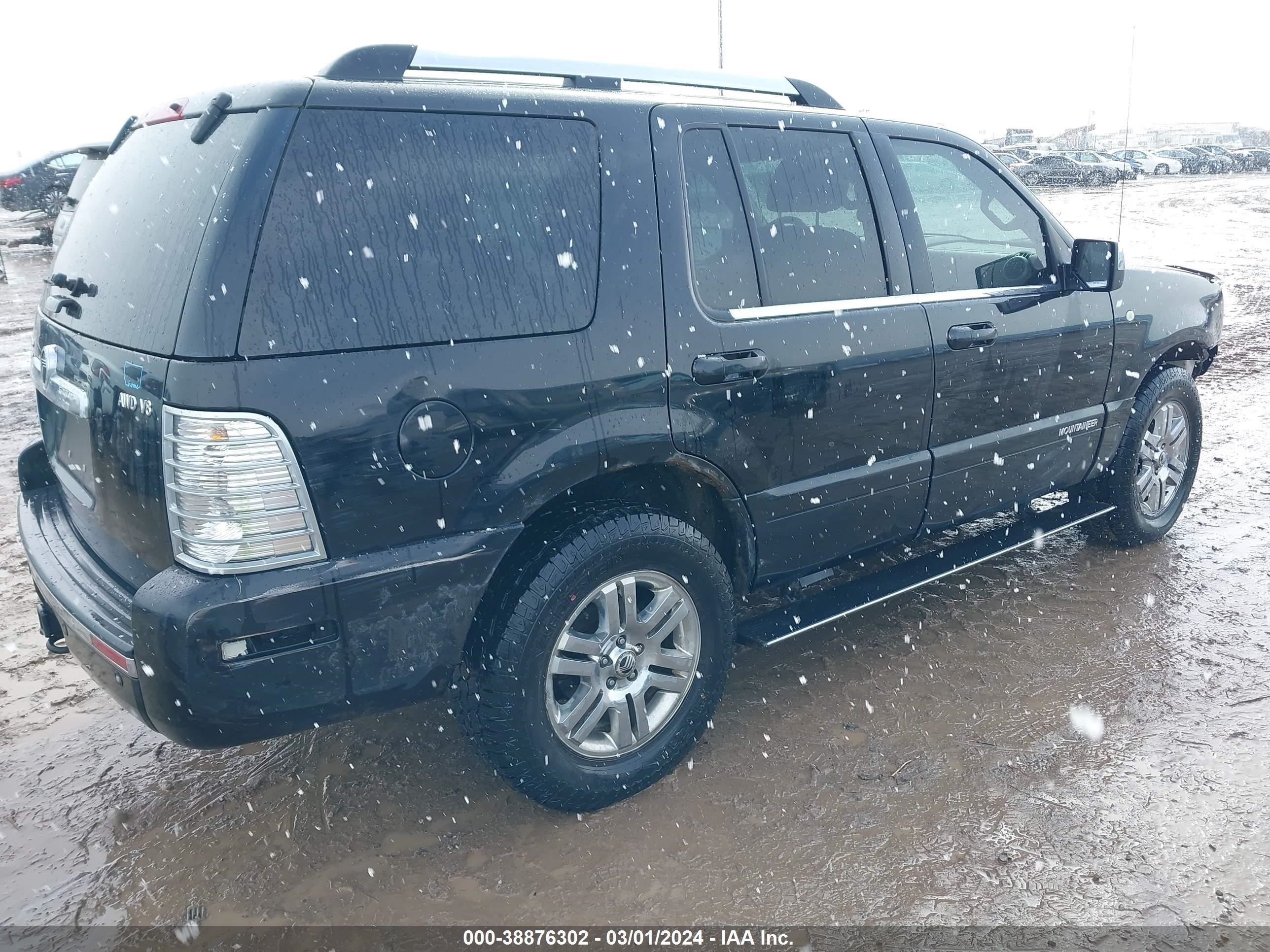 Photo 3 VIN: 4M2EU48868UJ02445 - MERCURY MOUNTAINEER 