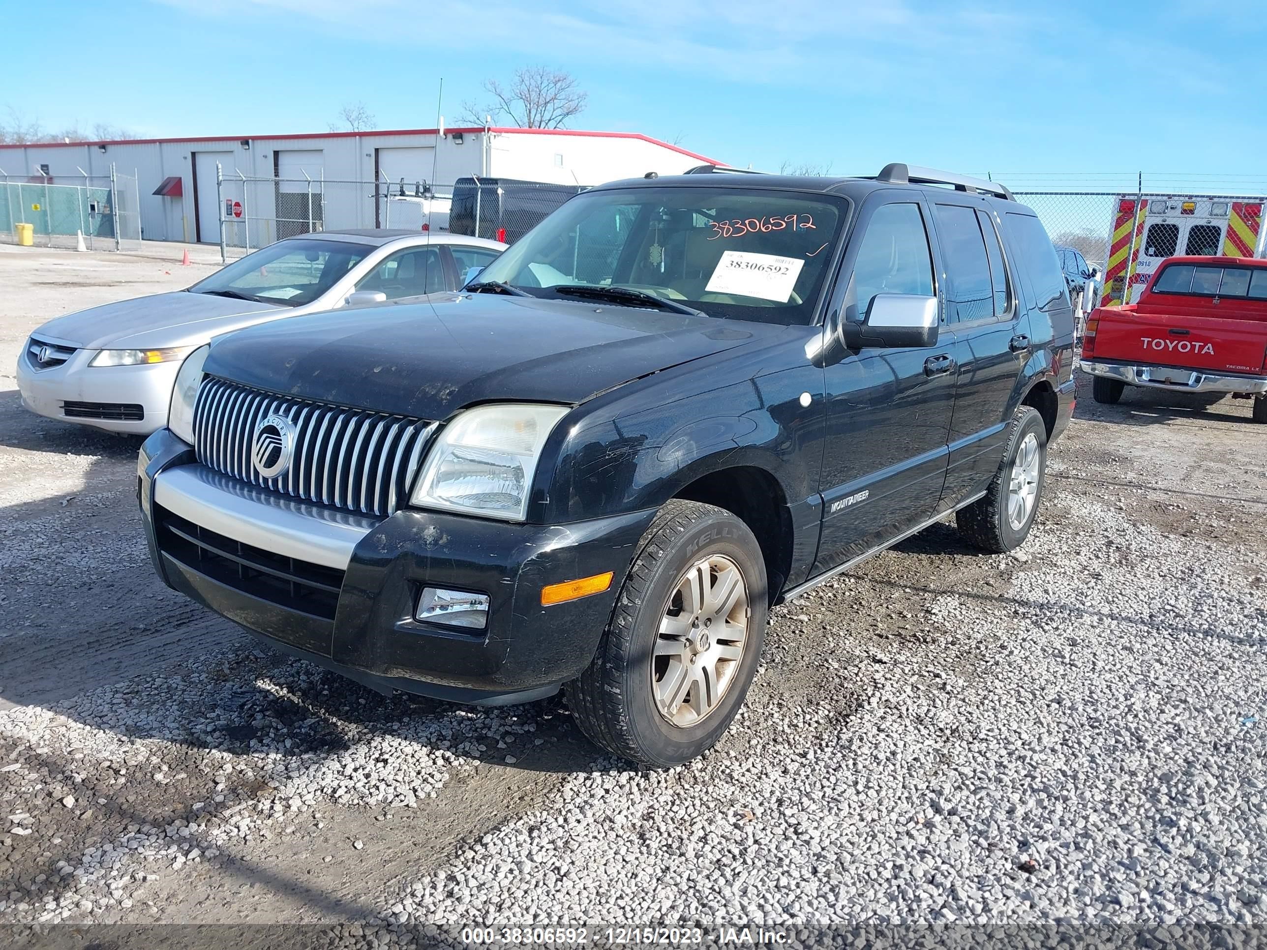 Photo 1 VIN: 4M2EU48897UJ10537 - MERCURY MOUNTAINEER 