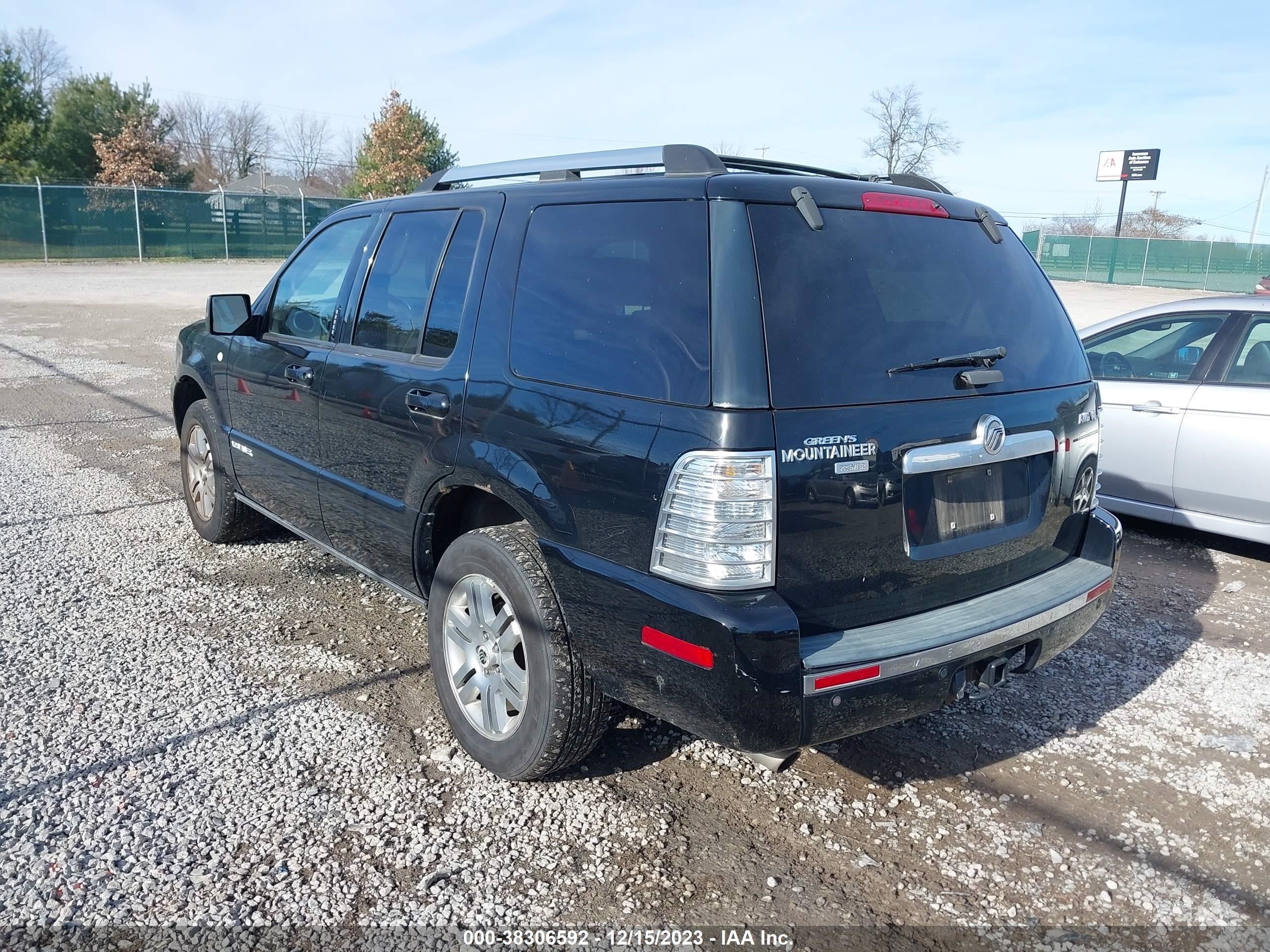 Photo 2 VIN: 4M2EU48897UJ10537 - MERCURY MOUNTAINEER 