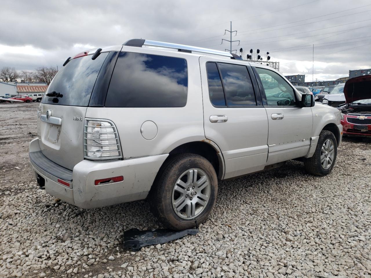 Photo 2 VIN: 4M2EU488X7UJ20641 - MERCURY MOUNTAINEER 