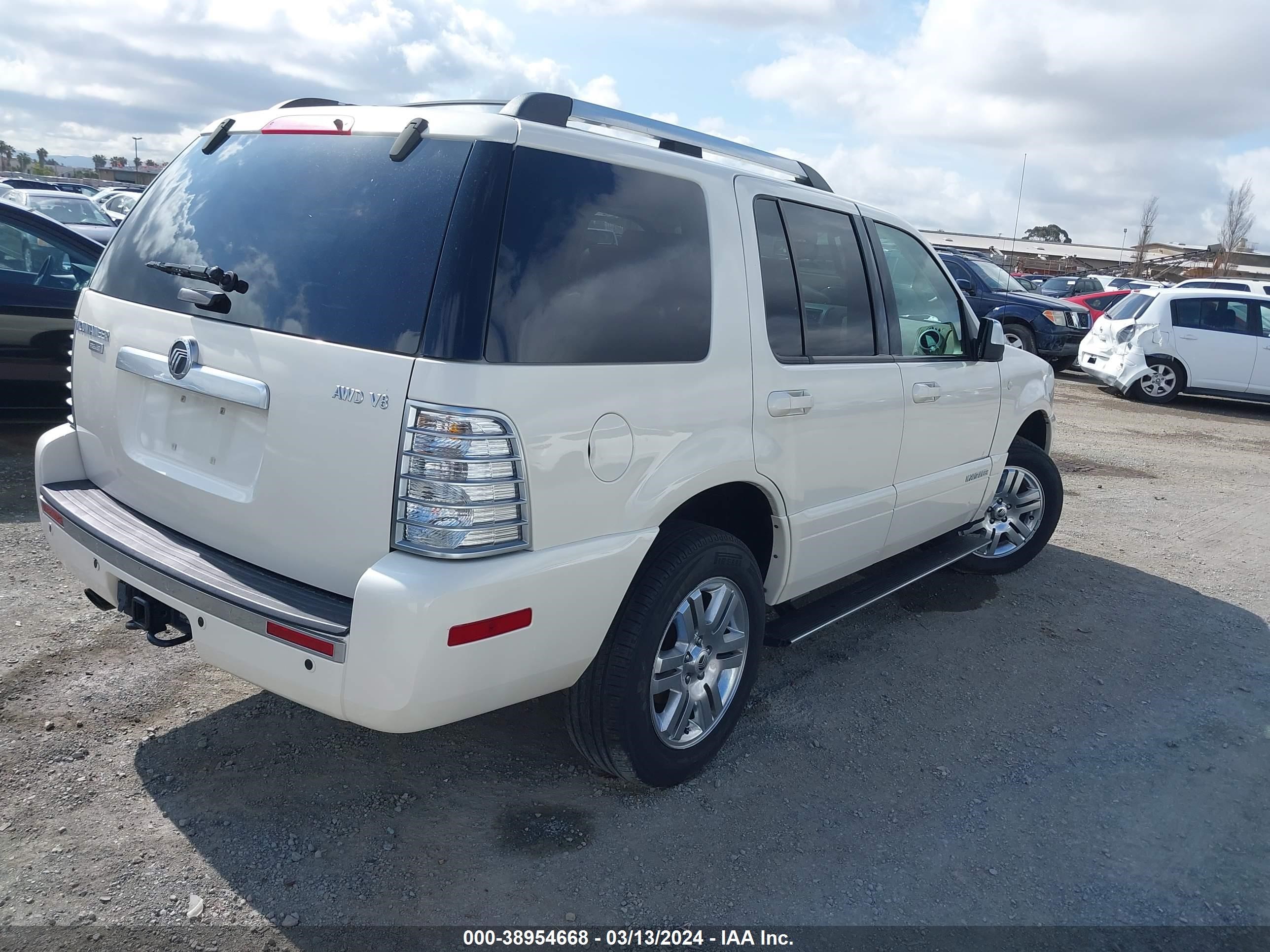 Photo 3 VIN: 4M2EU488X8UJ17689 - MERCURY MOUNTAINEER 