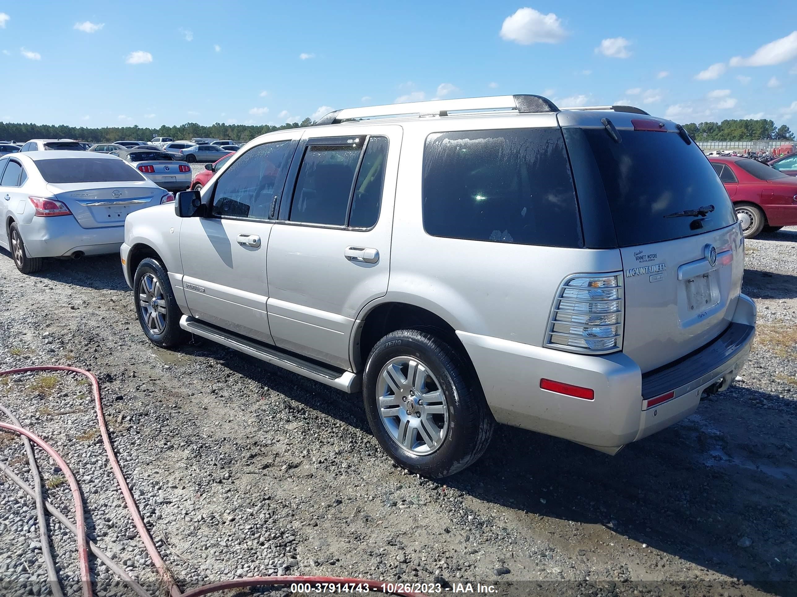 Photo 2 VIN: 4M2EU48E18UJ03024 - MERCURY MOUNTAINEER 