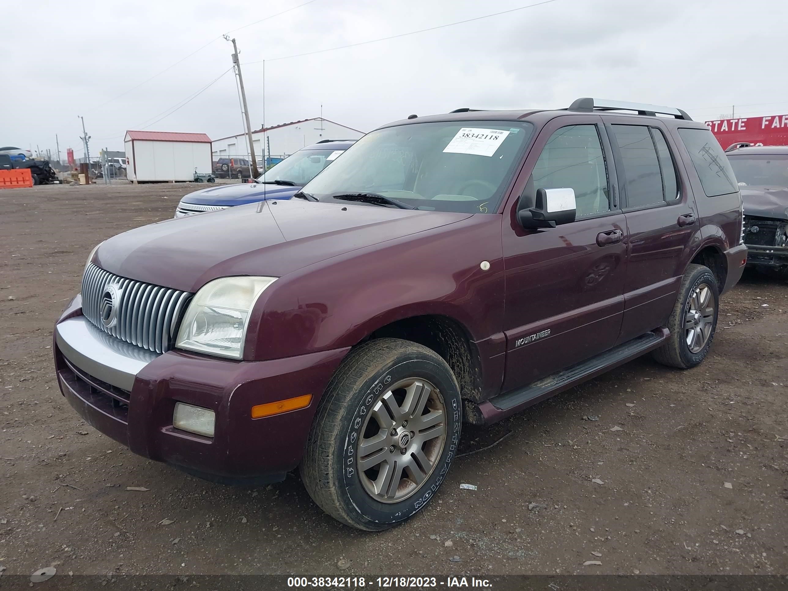 Photo 2 VIN: 4M2EU48E28UJ15991 - MERCURY MOUNTAINEER 