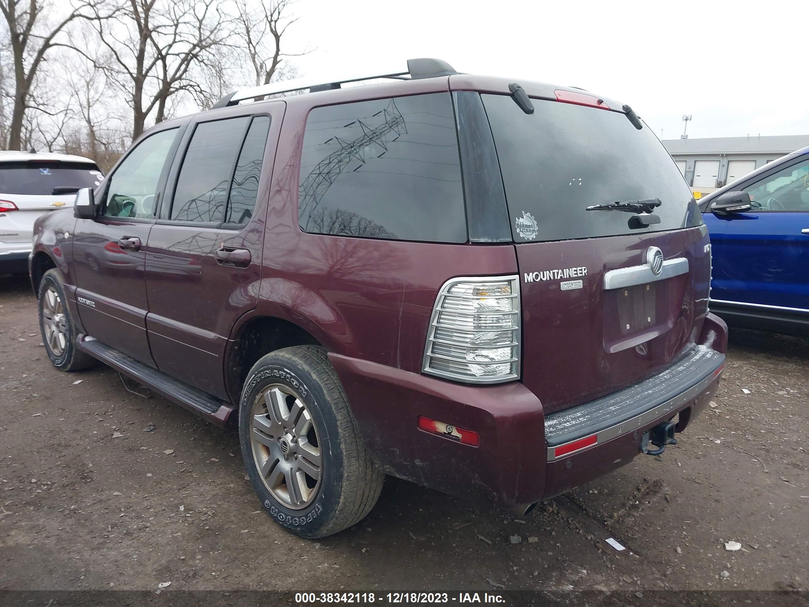 Photo 3 VIN: 4M2EU48E28UJ15991 - MERCURY MOUNTAINEER 