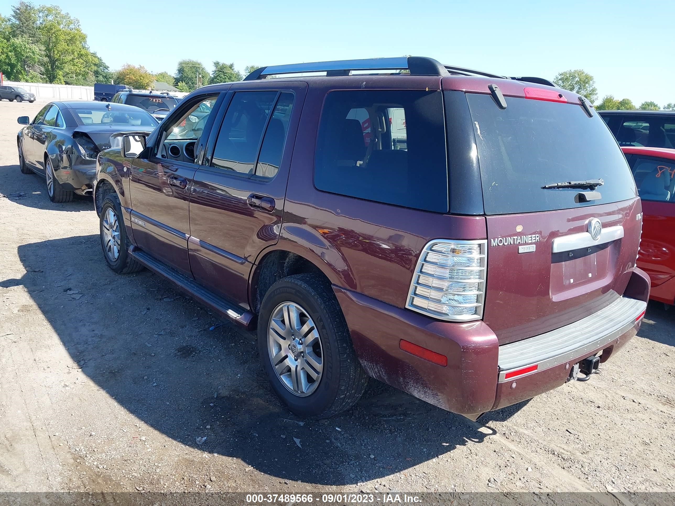 Photo 2 VIN: 4M2EU48E57UJ03350 - MERCURY MOUNTAINEER 