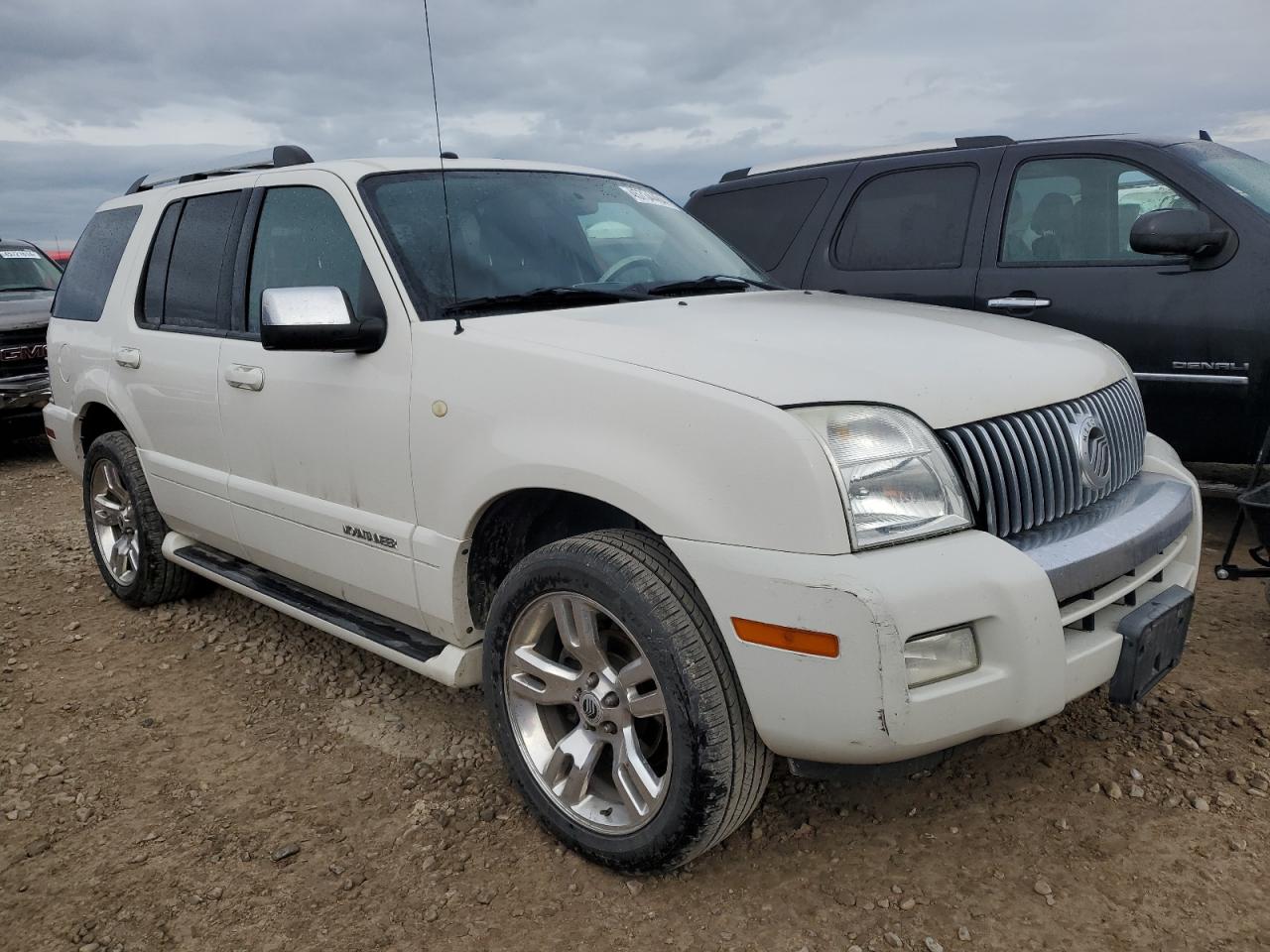 Photo 3 VIN: 4M2EU48E78UJ16229 - MERCURY MOUNTAINEER 