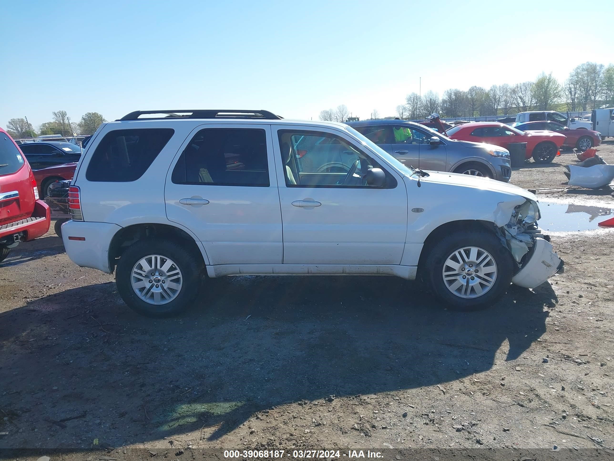 Photo 11 VIN: 4M2YU56196KJ12680 - MERCURY MARINER 