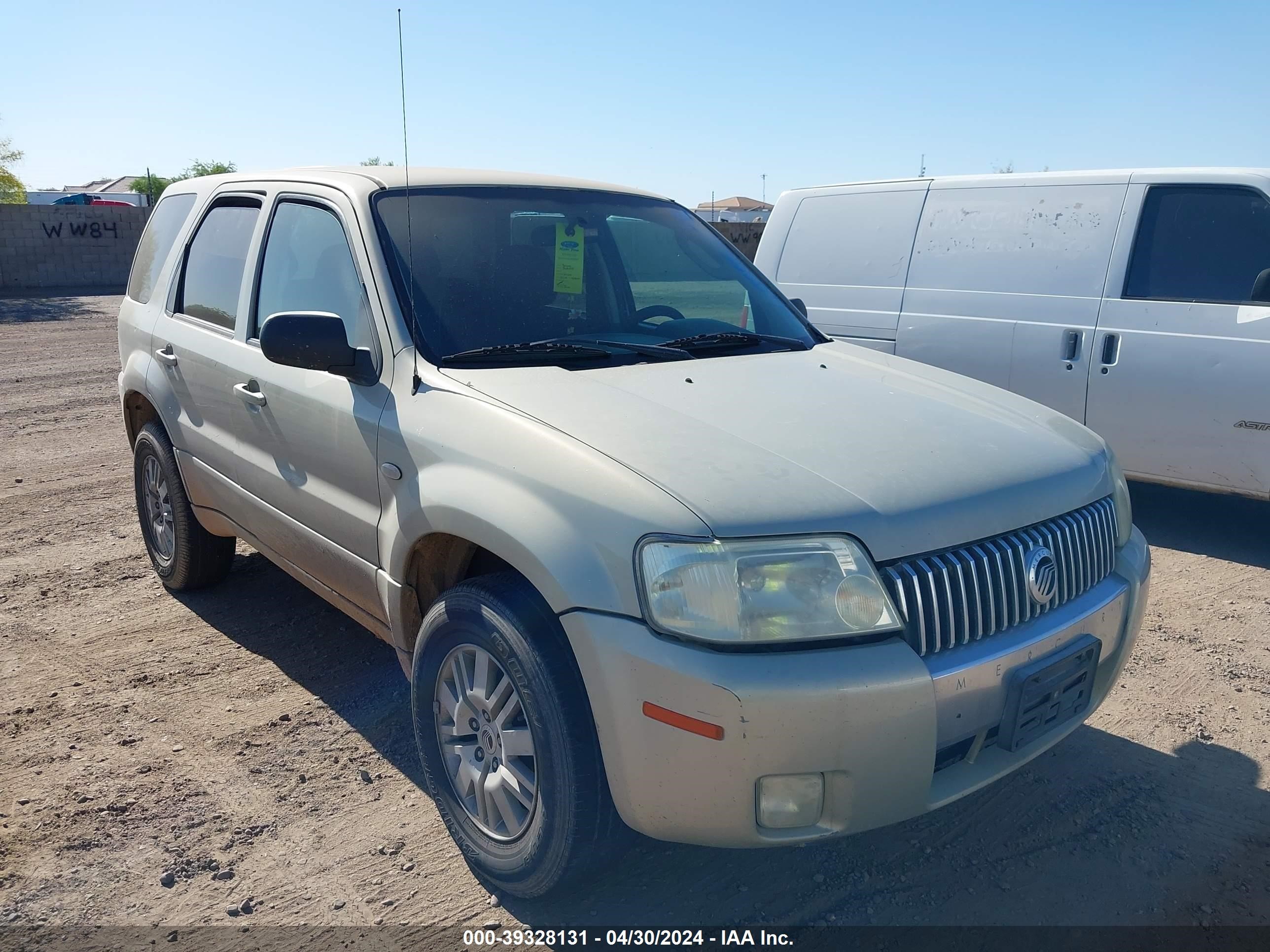 Photo 0 VIN: 4M2YU57145DJ01331 - MERCURY MARINER 