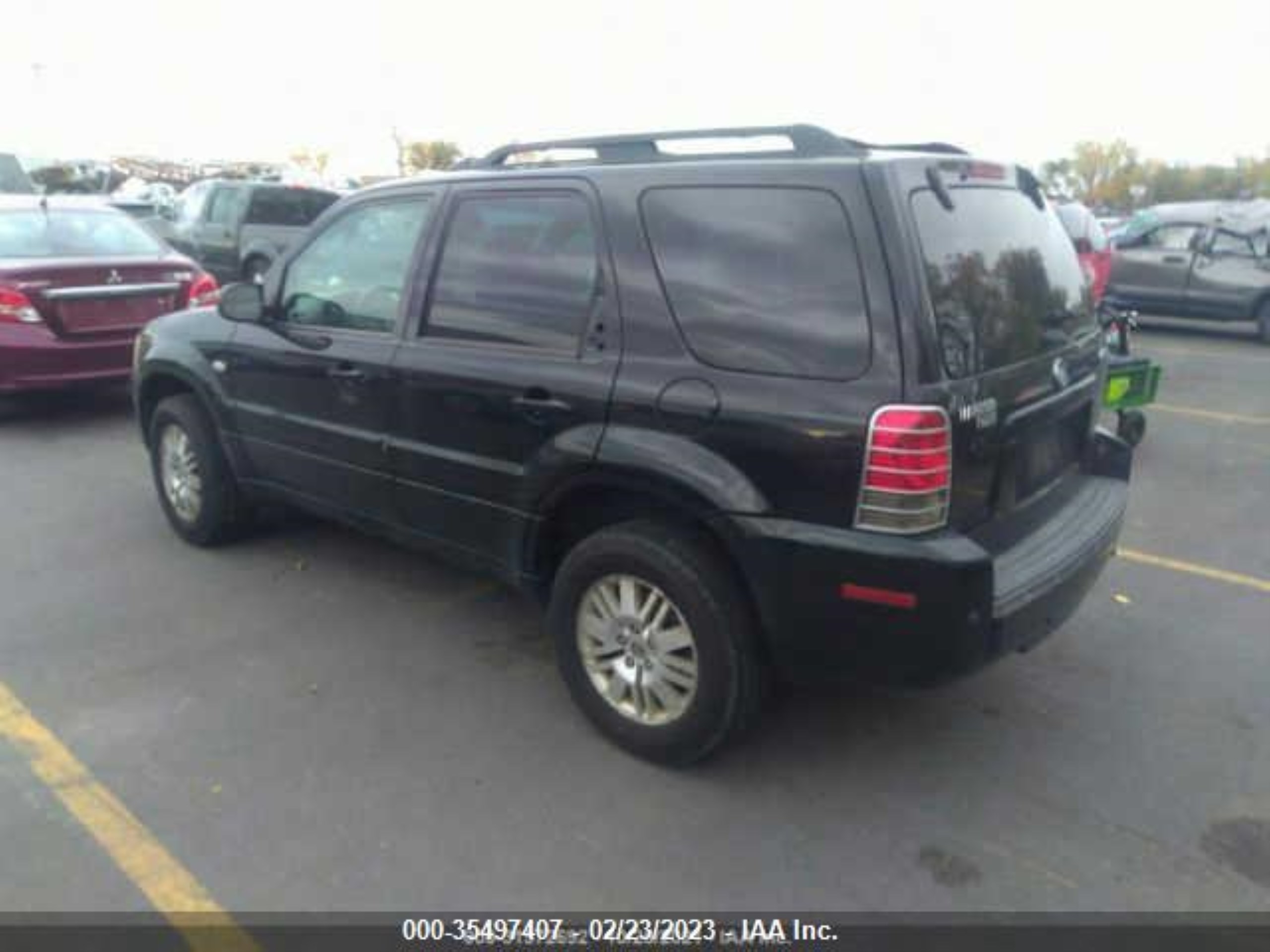 Photo 2 VIN: 4M2YU571X5DJ16710 - MERCURY MARINER 