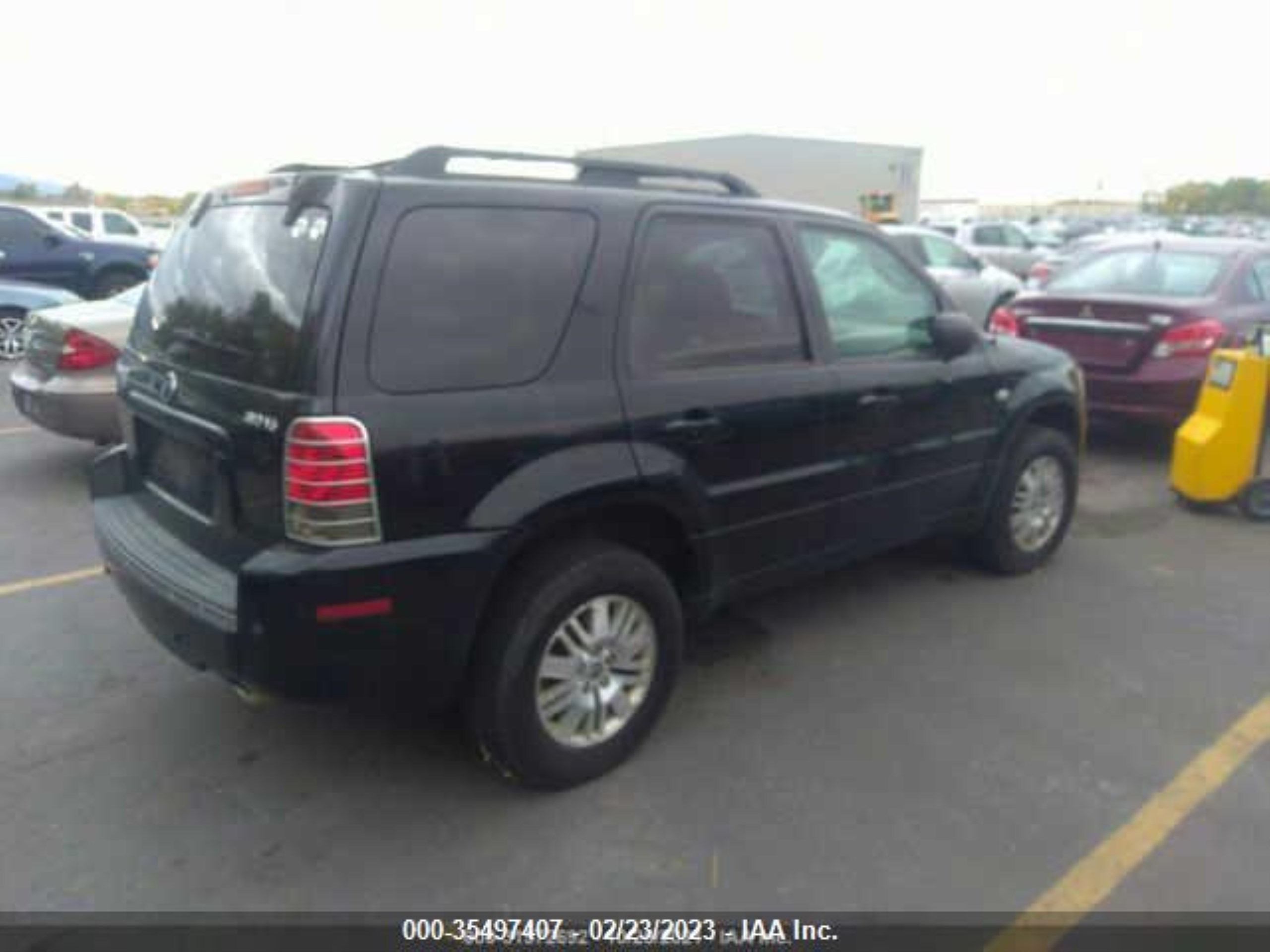 Photo 3 VIN: 4M2YU571X5DJ16710 - MERCURY MARINER 