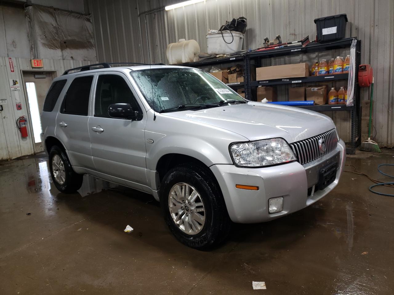 Photo 3 VIN: 4M2YU571X5DJ29036 - MERCURY MARINER 