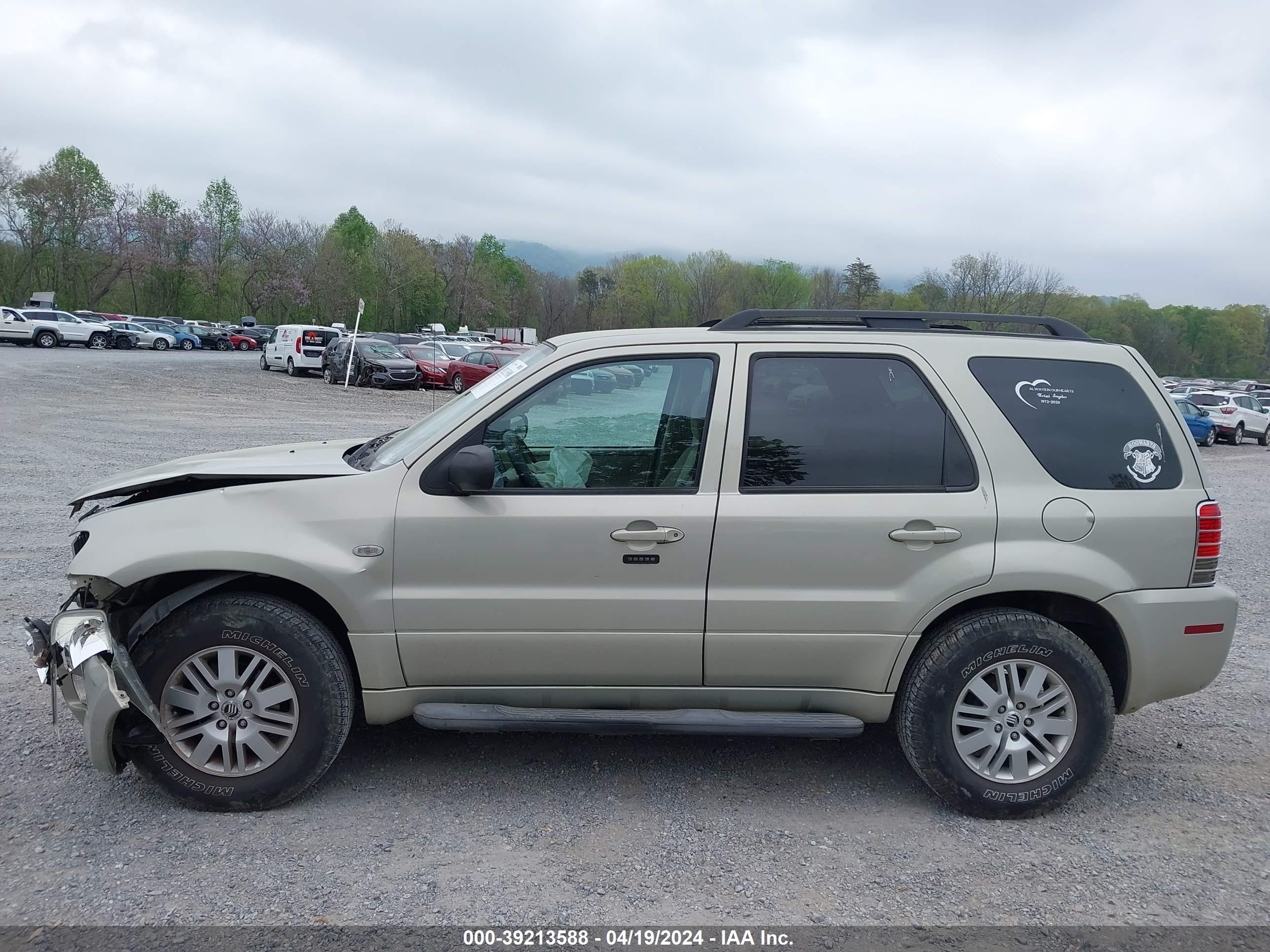 Photo 14 VIN: 4M2YU57Z55DJ28835 - MERCURY MARINER 