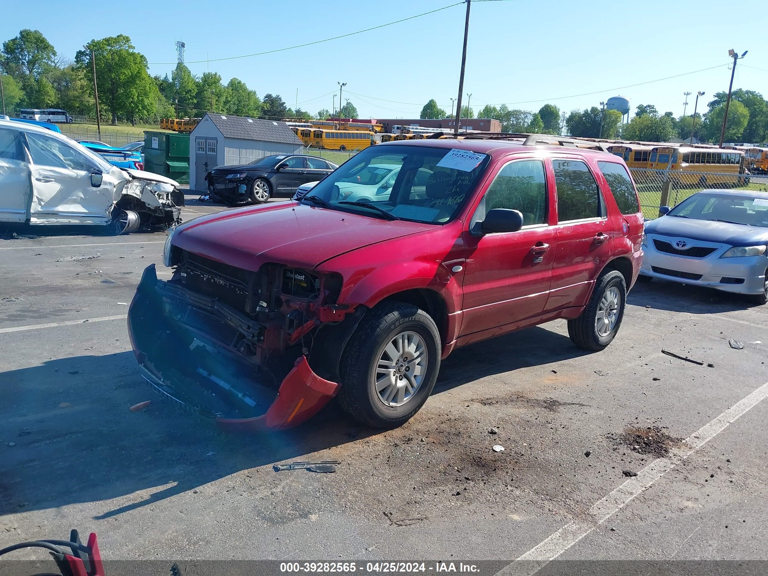 Photo 1 VIN: 4M2YU80Z57KJ09082 - MERCURY MARINER 