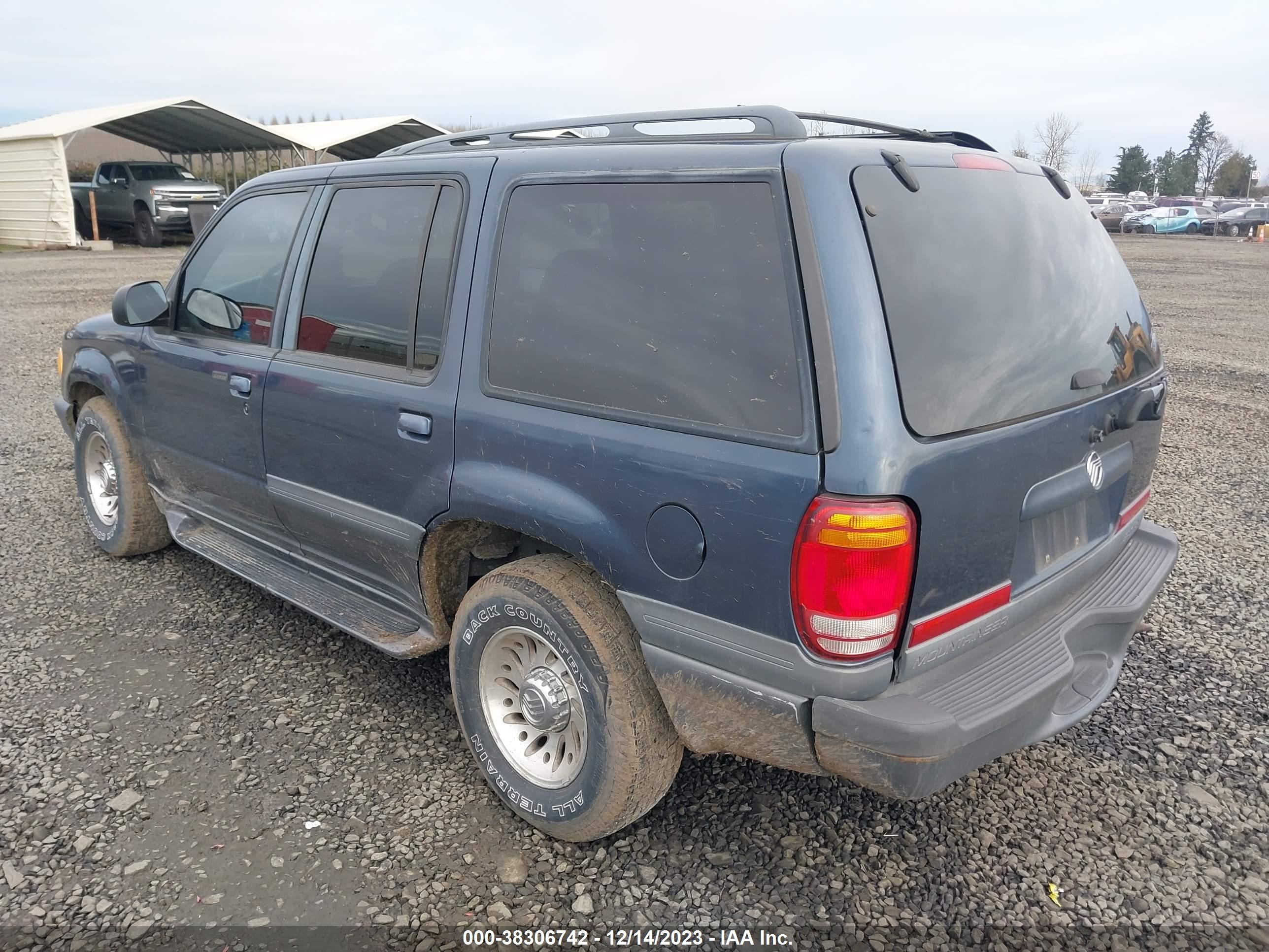 Photo 2 VIN: 4M2ZU54E6WUJ11646 - MERCURY MOUNTAINEER 