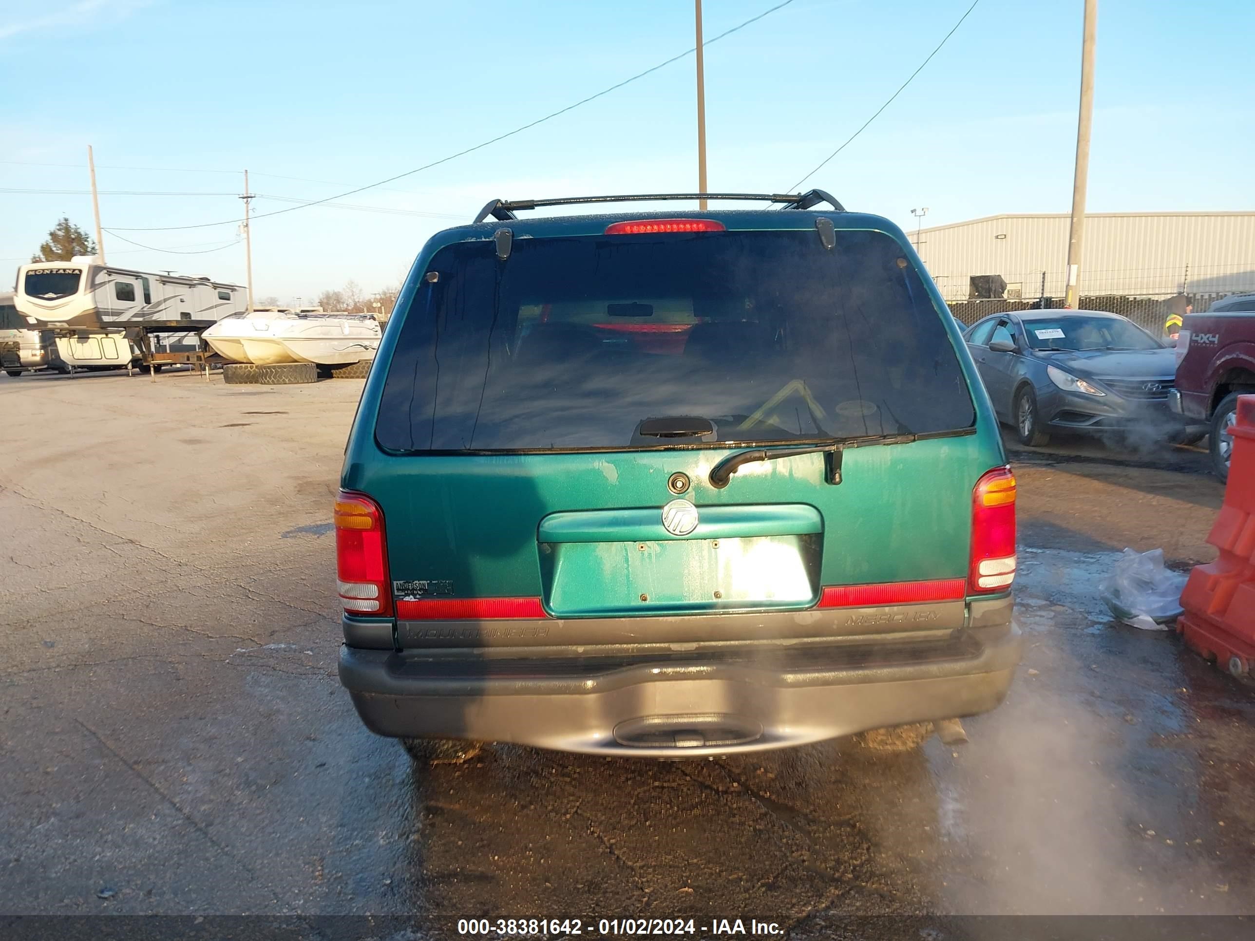 Photo 16 VIN: 4M2ZU55P1WUJ38415 - MERCURY MOUNTAINEER 