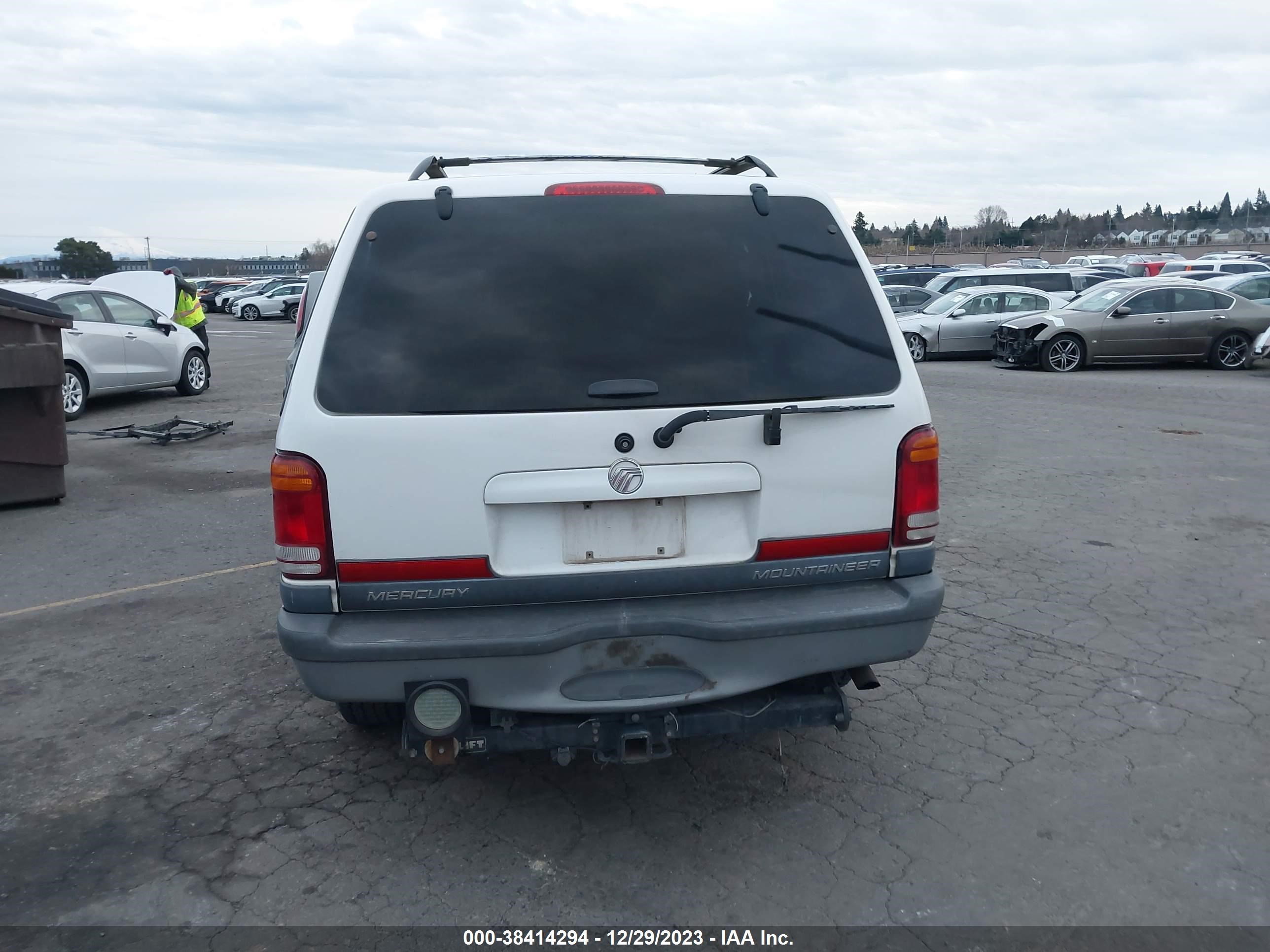 Photo 14 VIN: 4M2ZU55P2XUJ39882 - MERCURY MOUNTAINEER 