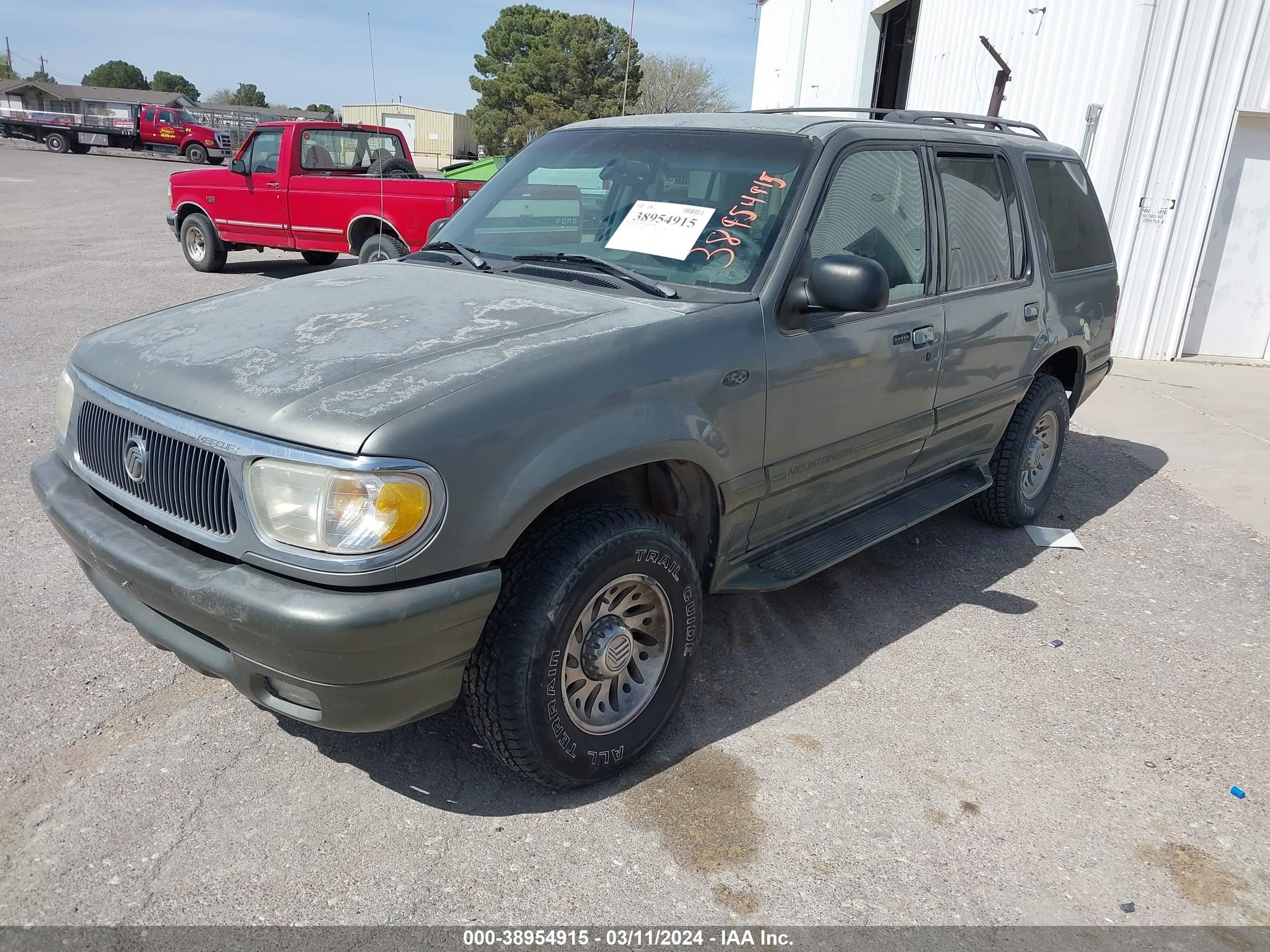 Photo 1 VIN: 4M2ZU66E5YUJ08694 - MERCURY MOUNTAINEER 